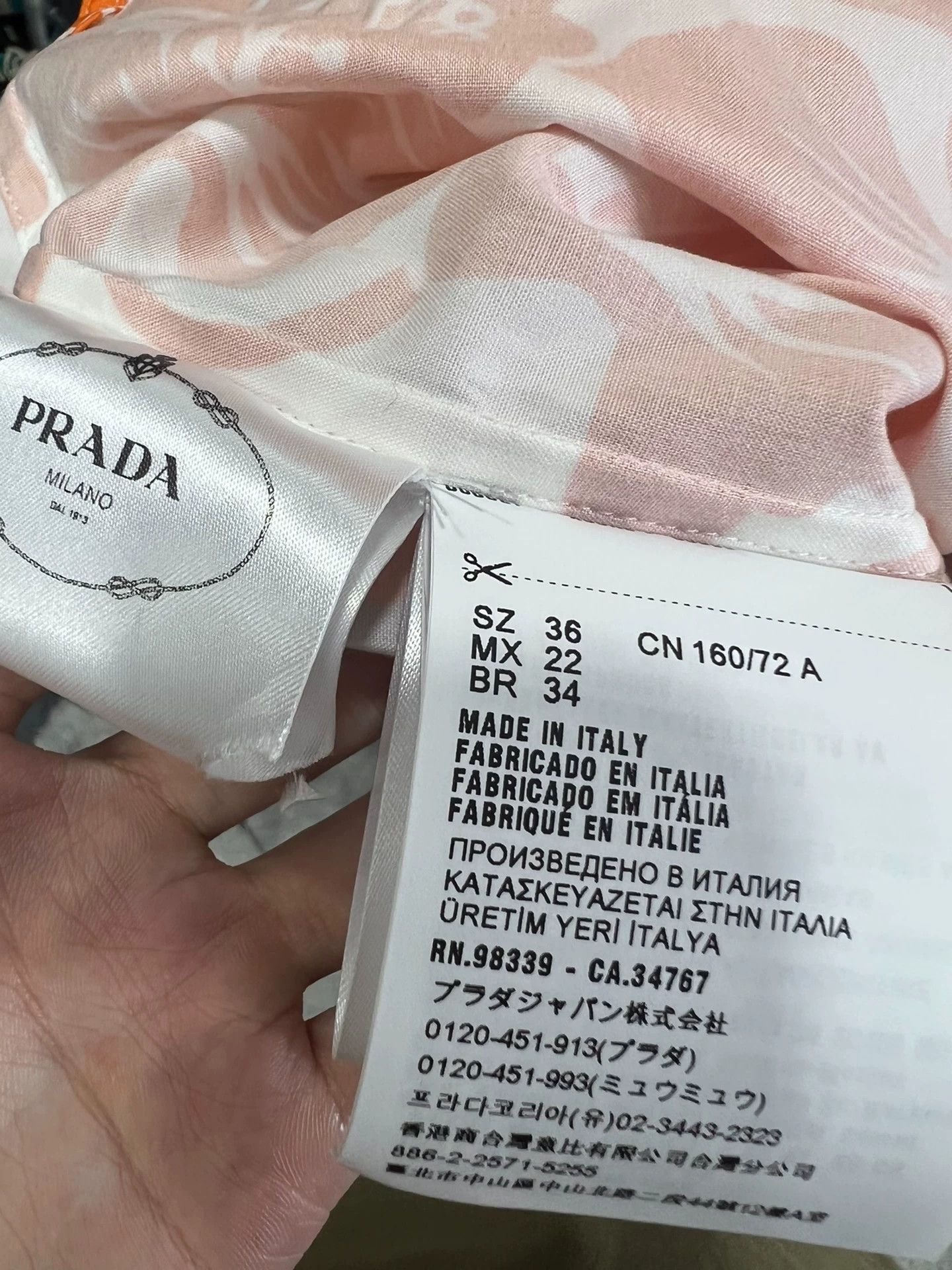 Prada Prada Triangle Logo Shirt Size US S / EU 44-46 / 1 - 4 Thumbnail