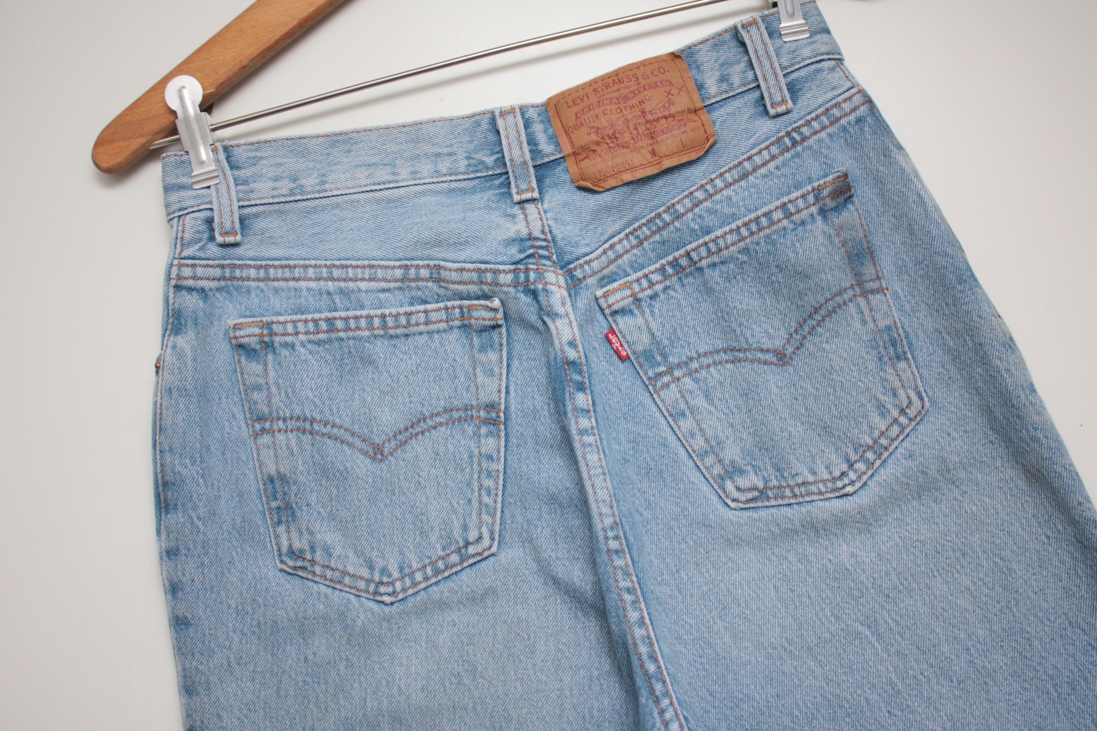 Levi's Vintage Clothing Levi's 17501-0191 Vintage Blue Denim Jeans Made In USA Size US 28 / EU 44 - 1 Thumbnail