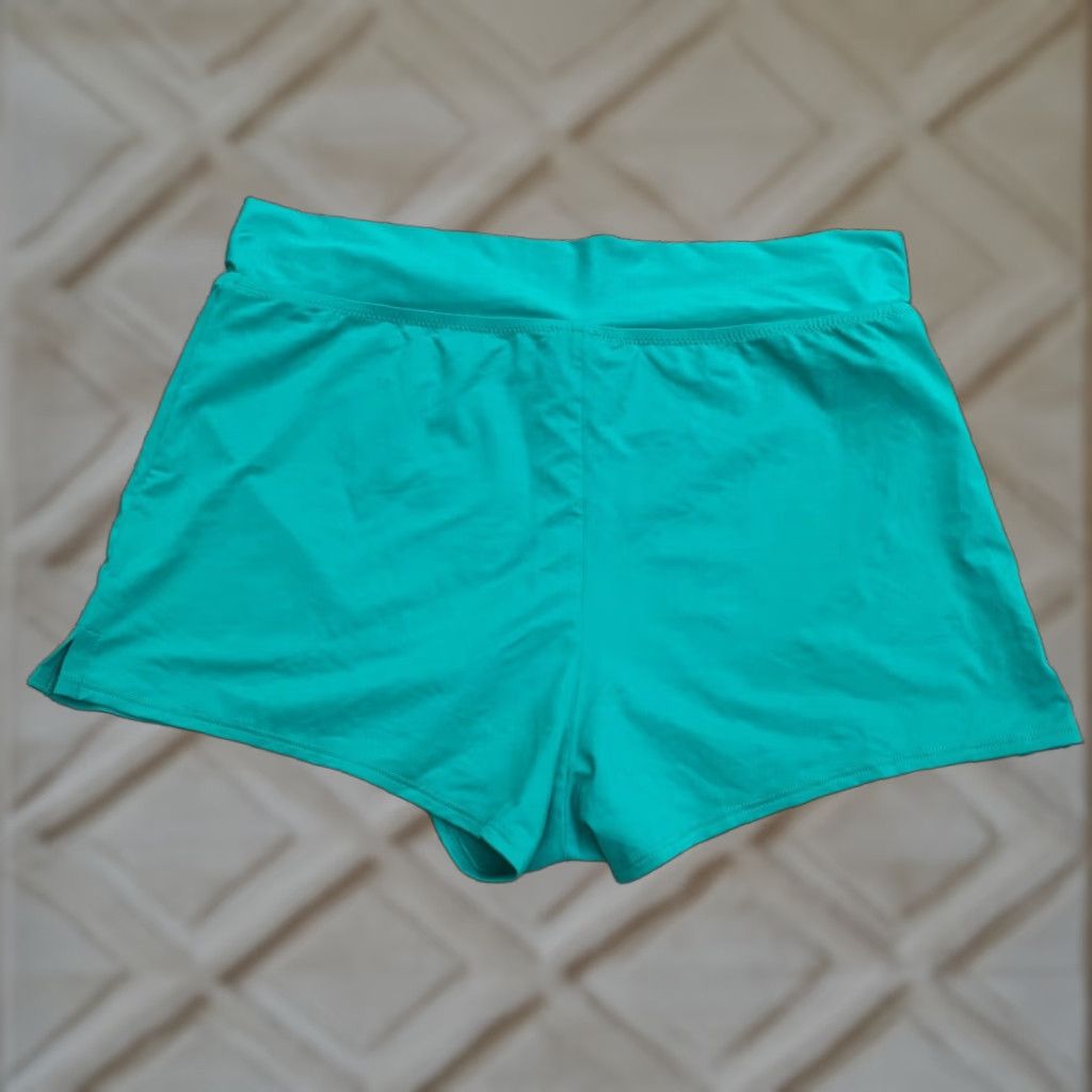 Lands' End VINTAGE Lands' End Active Shorts Womens 10 Mint Green 34x2.5 Athletic Stretch Inseam 2.5 in Womens Size 32" / US 10 / IT 46 - 1 Thumbnail