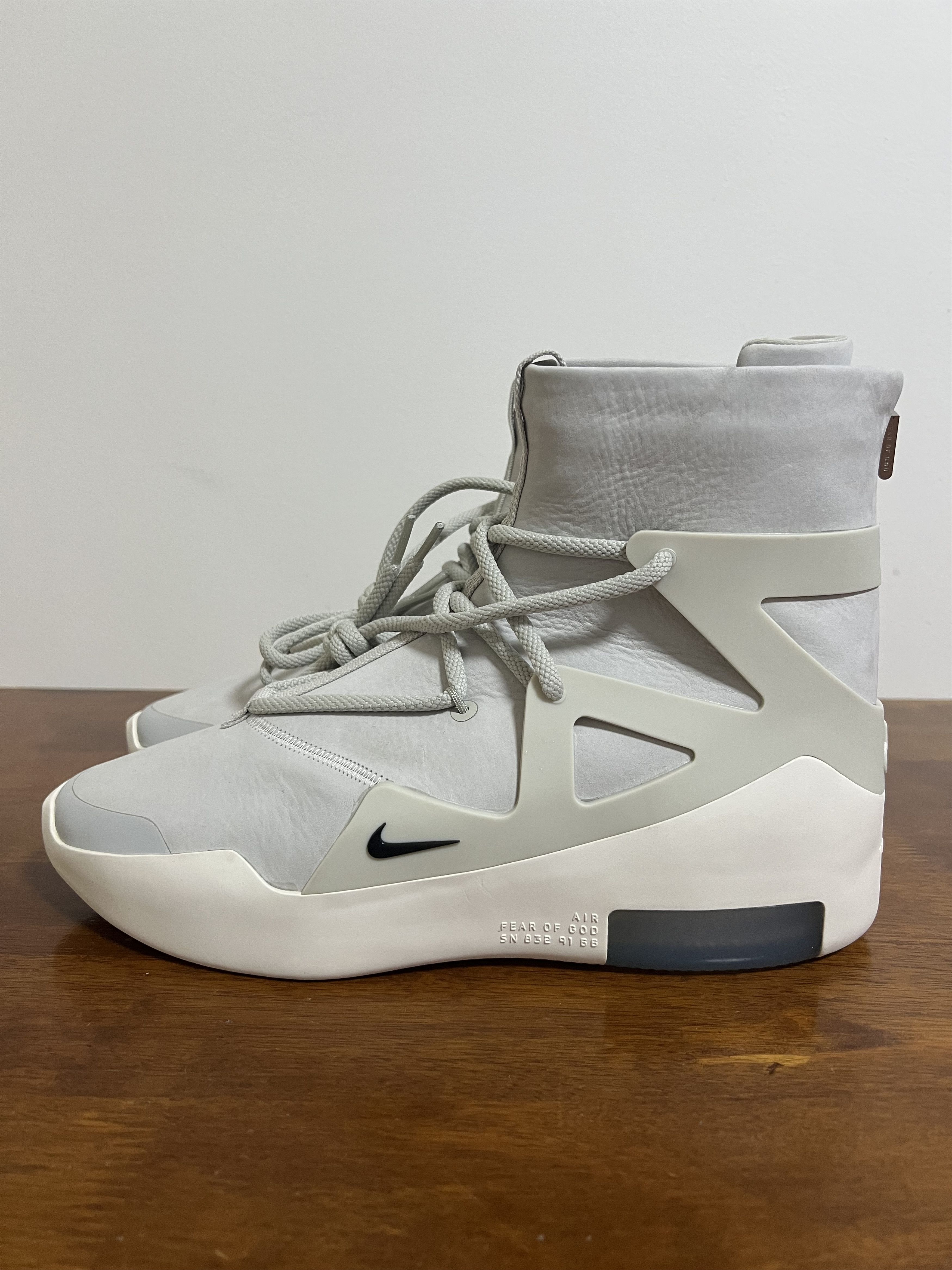 Fear of God × Nike 💚 2019 Fear of God x Nike "Air Fear of God 1" Light Bone Size US 10 / EU 43 - 4 Thumbnail