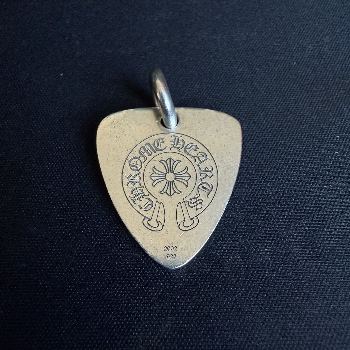 Chrome hot Hearts Guitar Pick Pendant