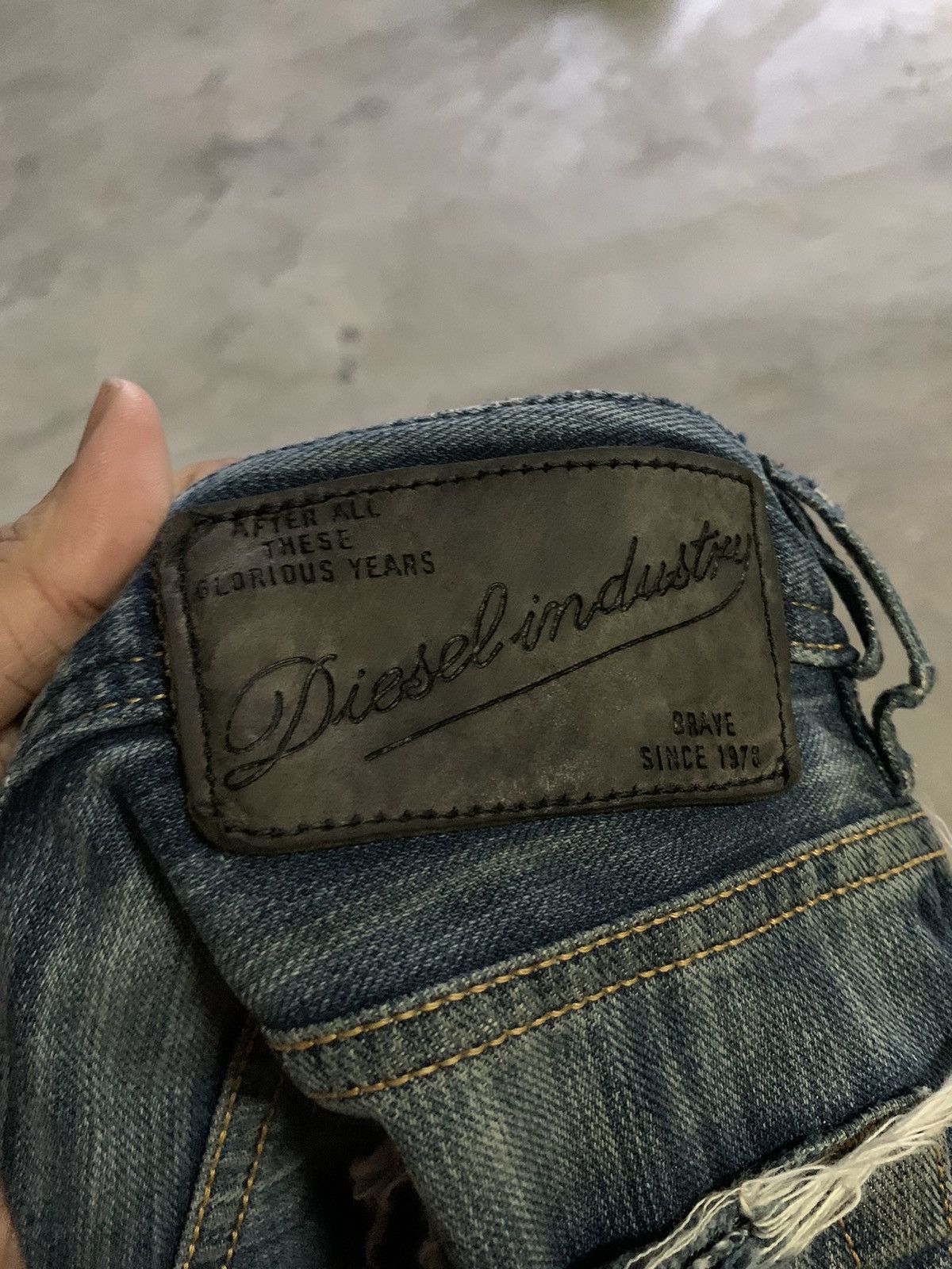 Designer × Diesel vintage diesel flare distressed rusty fade washed Size US 32 / EU 48 - 16 Thumbnail