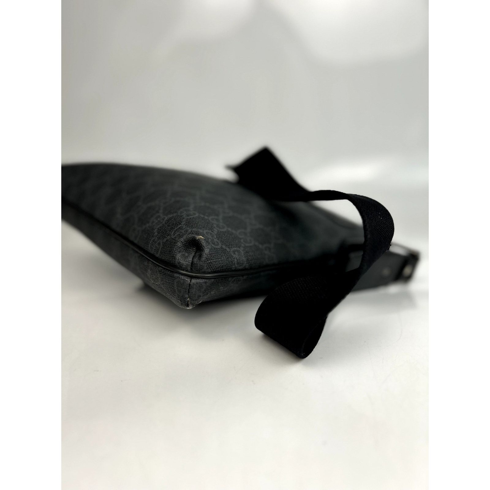 Gucci Gucci Dark Grey GG Supreme Canvas Messenger Bag Size ONE SIZE - 6 Thumbnail