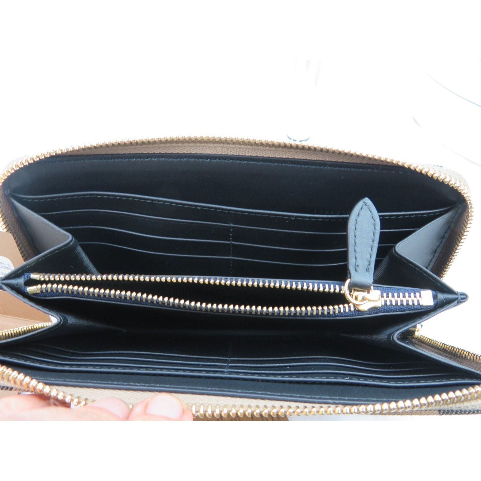 Burberry BURBERRY BLUE LEATHER CHECK CANVAS ZIP CONTINENTAL WALLET Size ONE SIZE - 9 Thumbnail