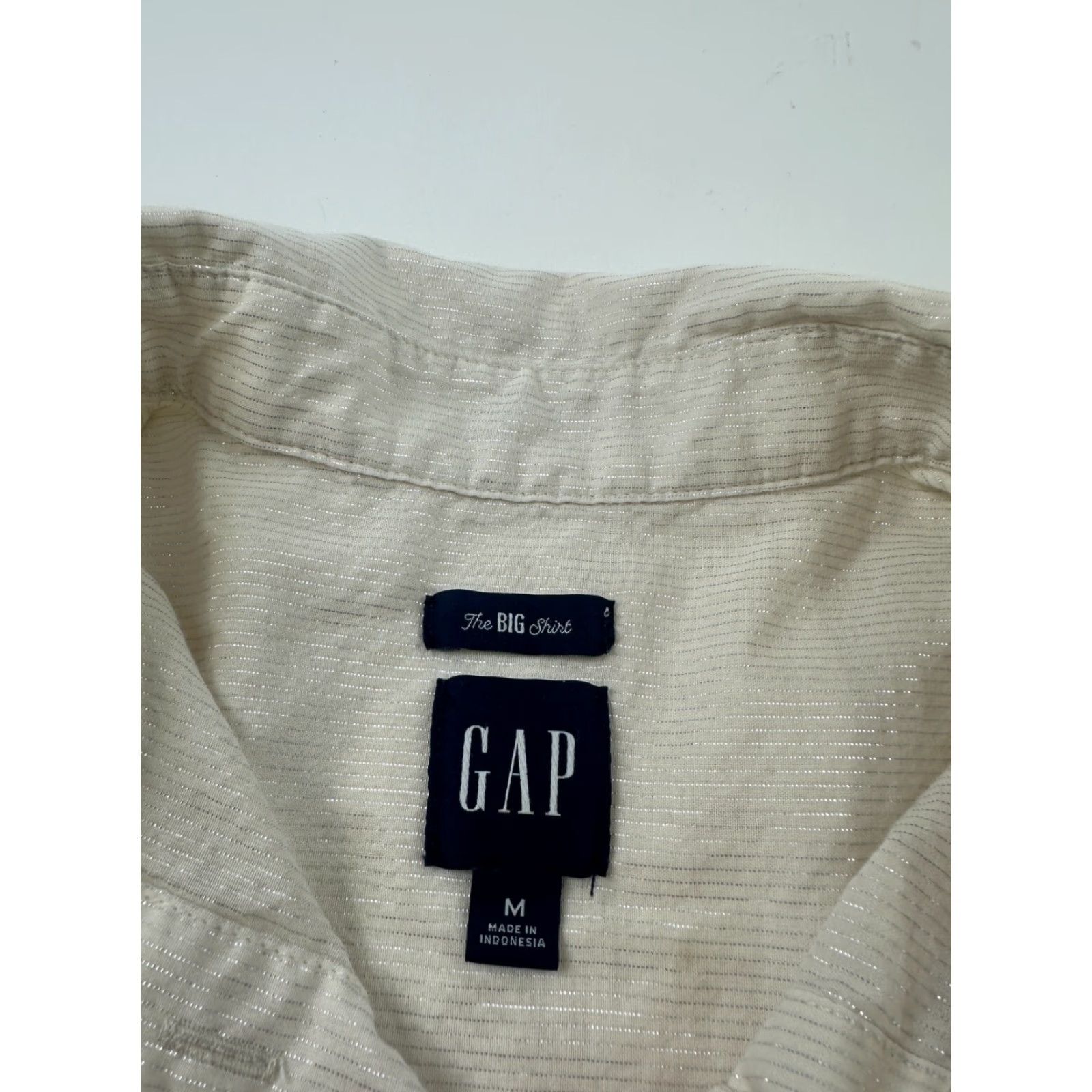 Gap Gap Shirt Womens Medium Beige Metallic The Big Long Sleeve Collared Button Down Size M / US 6-8 / IT 42-44 - 3 Thumbnail