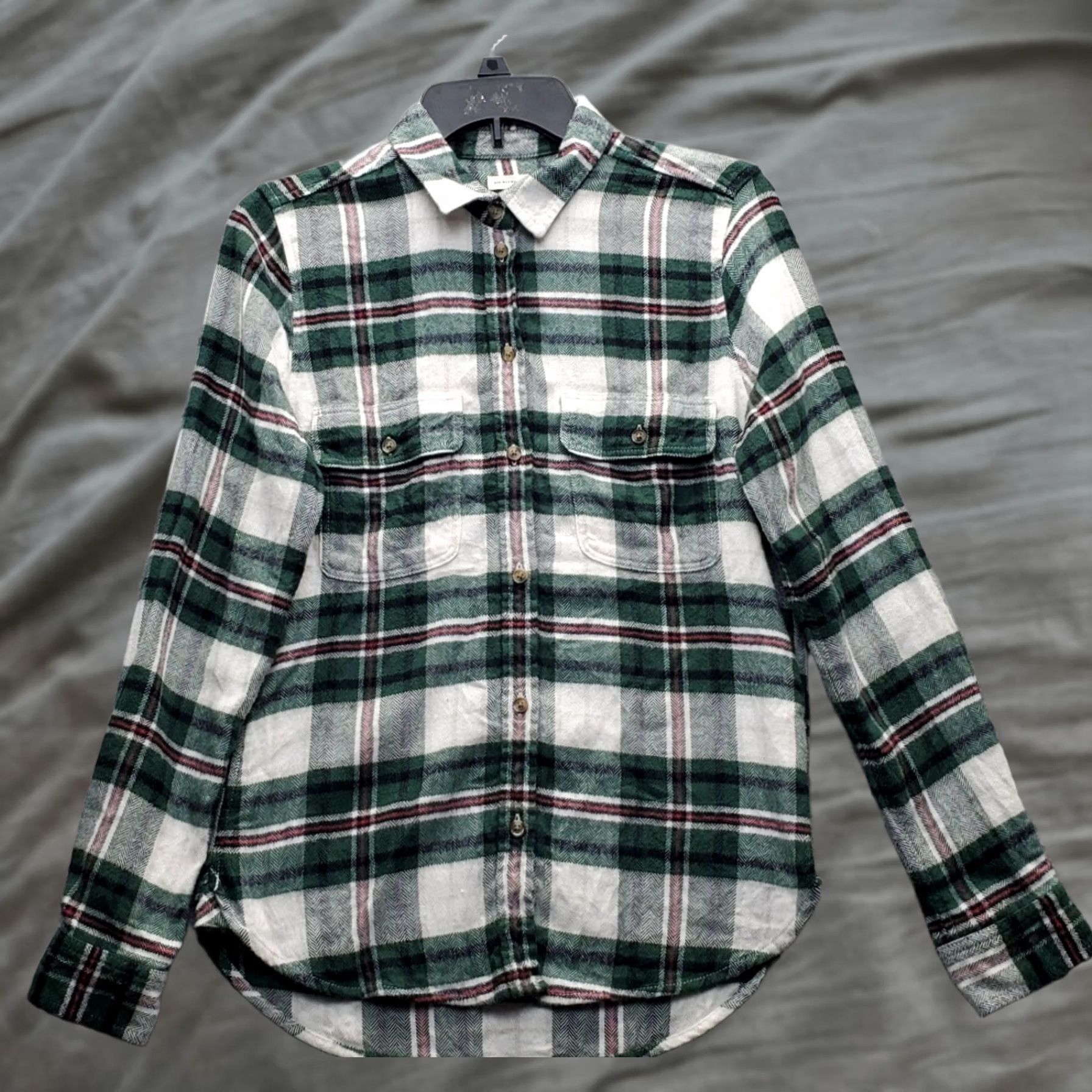 American Eagle Outfitters American Eagle Outfitters Womens Small Multicolor Plaid Soft Flannel Button-Up Shirt - Classic Fit, Casual Size S / US 4 / IT 40 - 1 Thumbnail