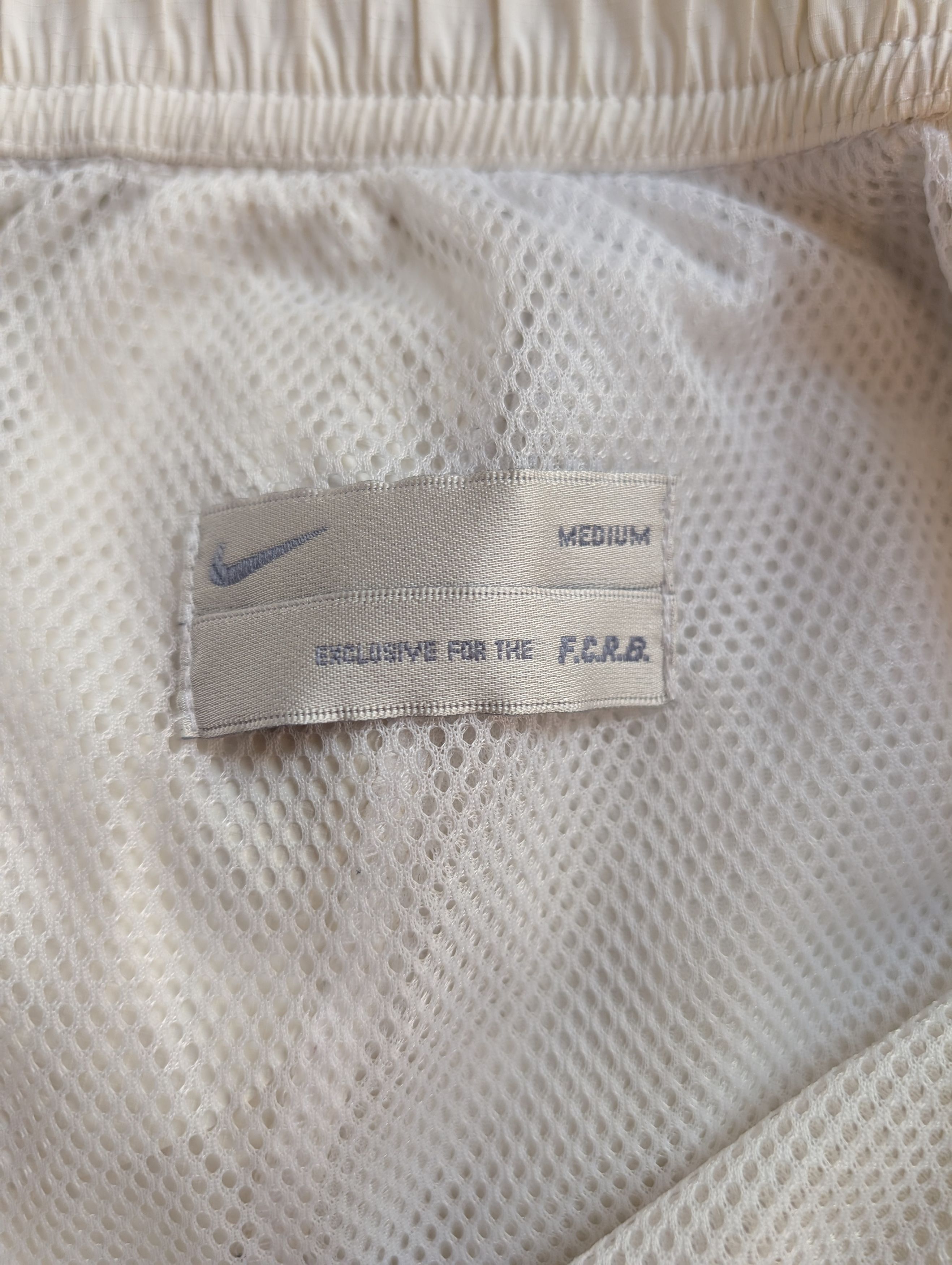 F.C.R.B × Nike F.C.R.B NIKE BRITISH STAR WHITE TRACK PANTS SIZE MEDIUM Size US 30 / EU 46 - 21 Thumbnail