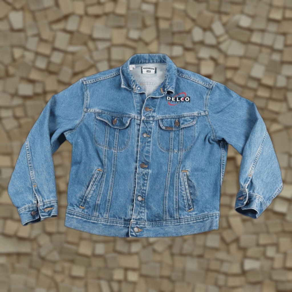 Lee VINTAGE Lee Jacket Denim Blue 90s Bomber Shirt Mens Large Adult LARGE Denim 100% Cotton with Logo Chest Pockets Casual 90s Theme Size US 33 - 1 Thumbnail