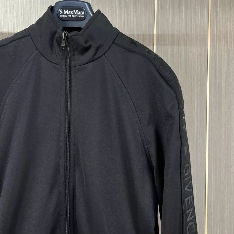 Givenchy Givenchy Striped Letter Logo Imprint Jacket 2506-Nextarrow Size US M / EU 48-50 / 2 - 3 Thumbnail
