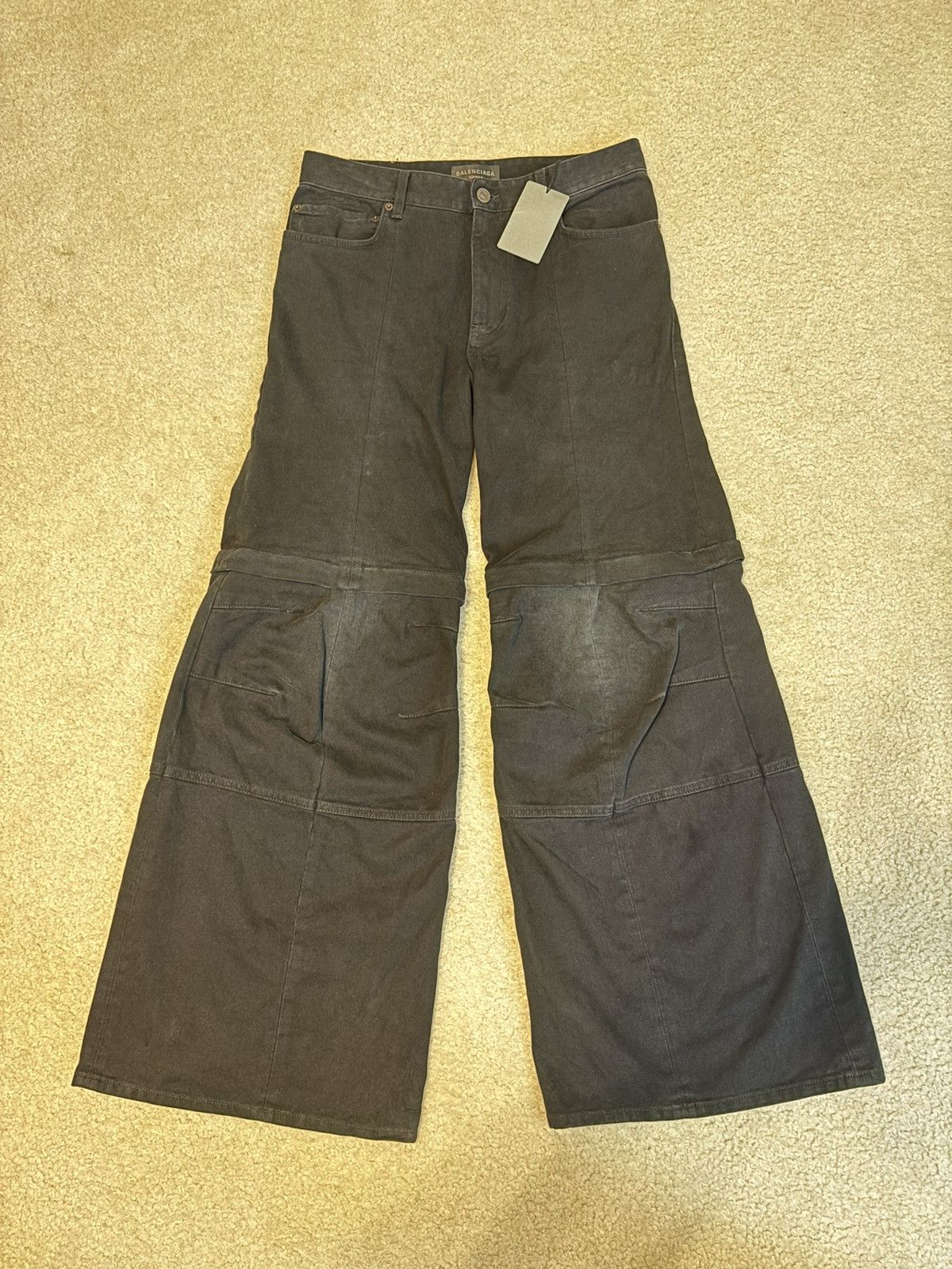 Balenciaga Balenciaga Flared Cargo Pants Sunbleached Black Size US 30 / EU 46 - 1 Thumbnail