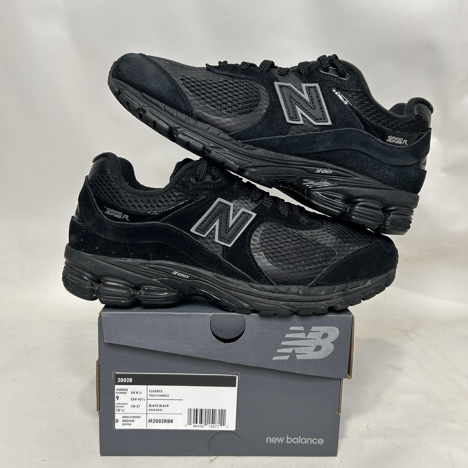 New Balance New Balance 2002R “Mesh Black Metallic” M2002WB Size US 10 / EU 43 - 1 Thumbnail