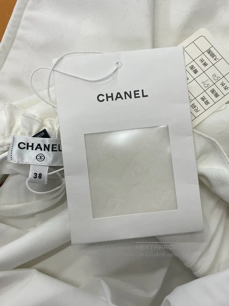 Chanel Chanel 23S white dark pattern logo lace chain swimsuit Size 25" / US 0 / IT 36 - 4 Thumbnail