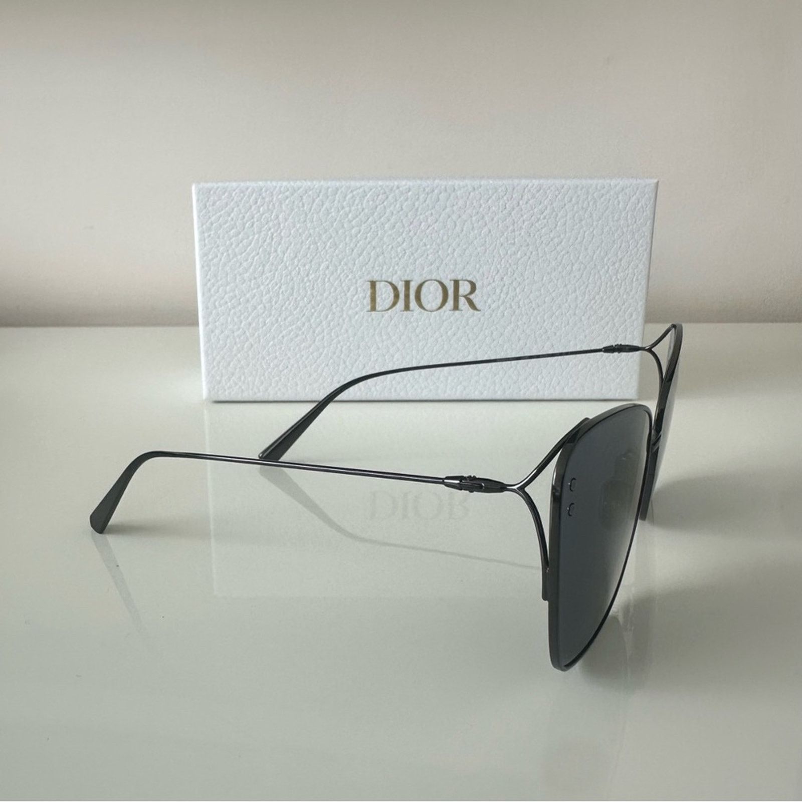Dior NEW!!! Miss Dior B2U H4BO sunglasses Authentic Retail 610$ Size ONE SIZE - 5 Thumbnail