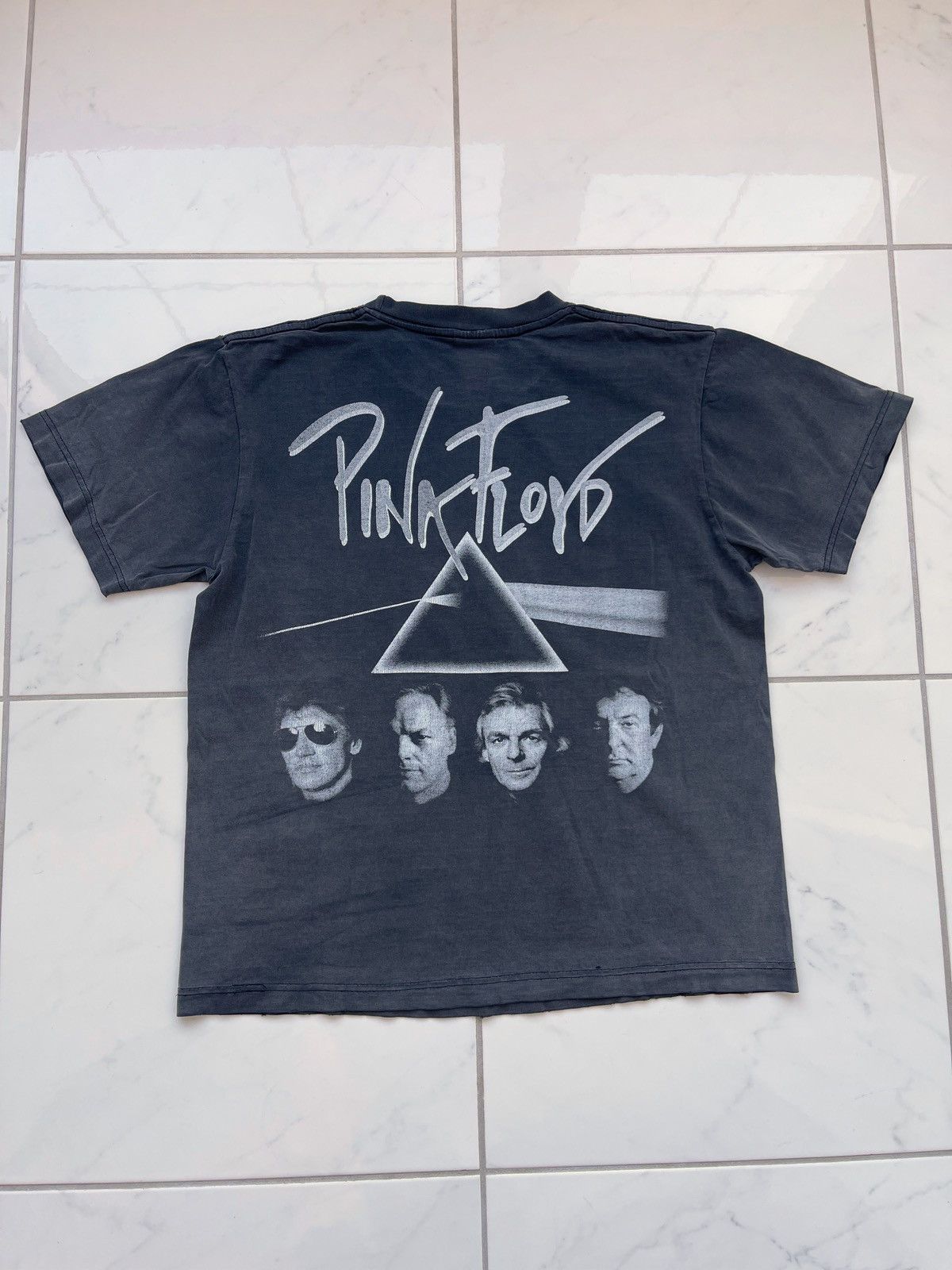 Band Tees × Pink Floyd × Vintage Vintage 90’s Pink Floyd Tee Size US M / EU 48-50 / 2 - 2 Thumbnail