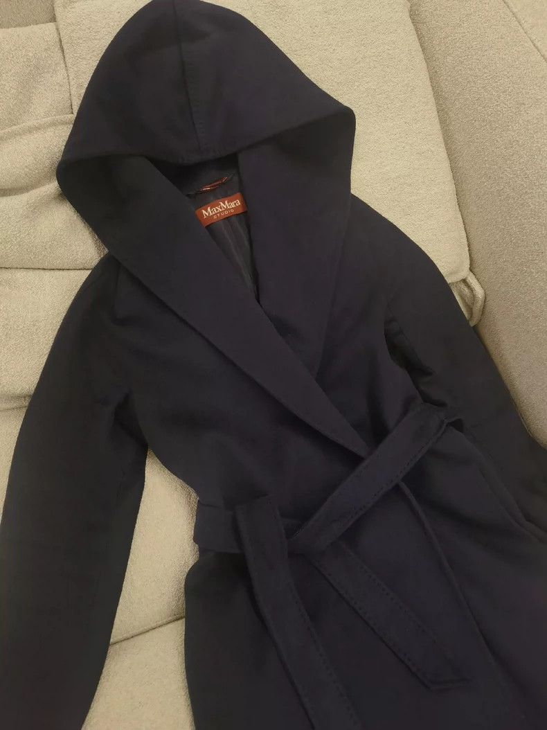 Max Mara Max Mara Hooded wool coat Size L / US 10 / IT 46 - 2 Thumbnail