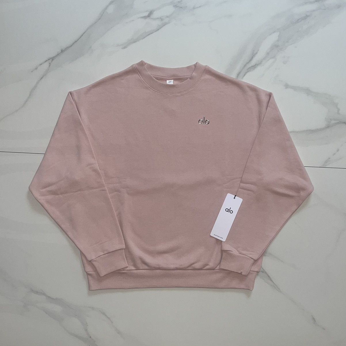 Alo Yoga Alo Yoga Pullover Accolade Logo Crewneck Pink Quart Large Size L / US 10 / IT 46 - 1 Thumbnail
