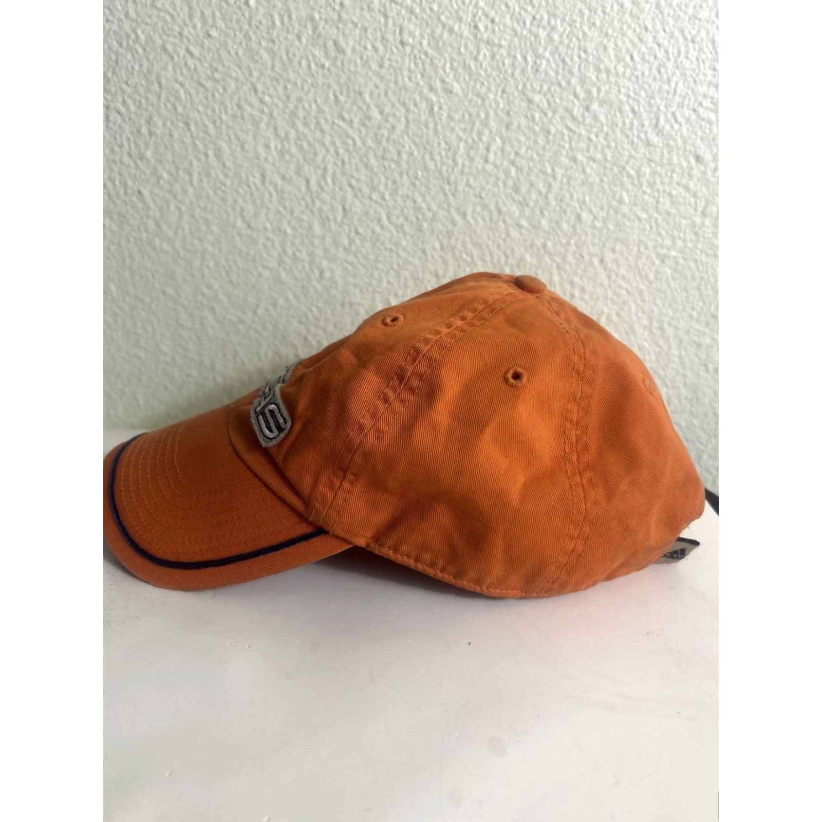Adidas VINTAGE Adidas Orange Strap Back Baseball Hat Adjustable Men Adjustable Orange Baseball Cap Mens Size ONE SIZE - 6 Thumbnail