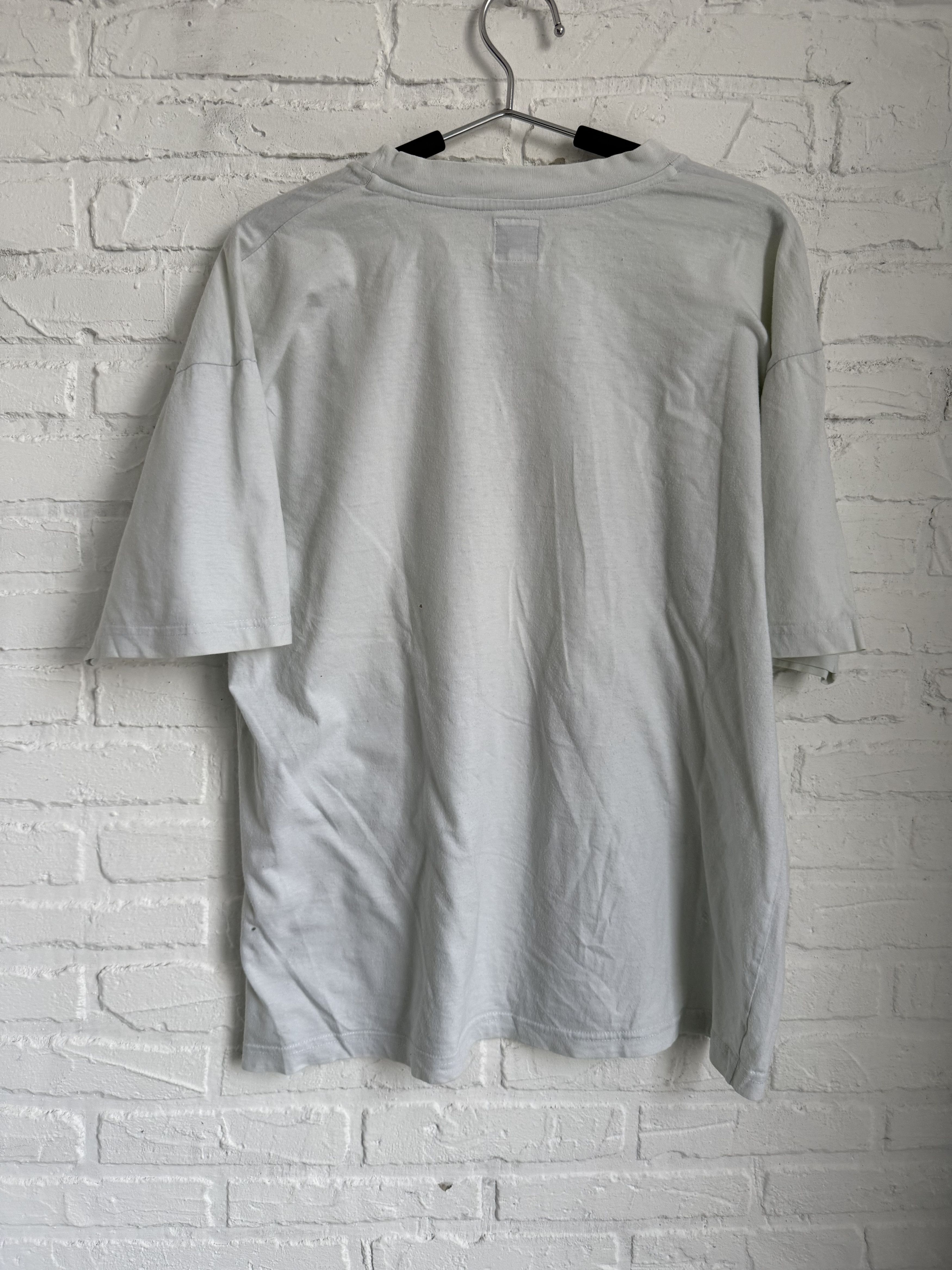 Moschino RARE vintage Moschino save our seas t-shirt Size US L / EU 52-54 / 3 - 5 Thumbnail