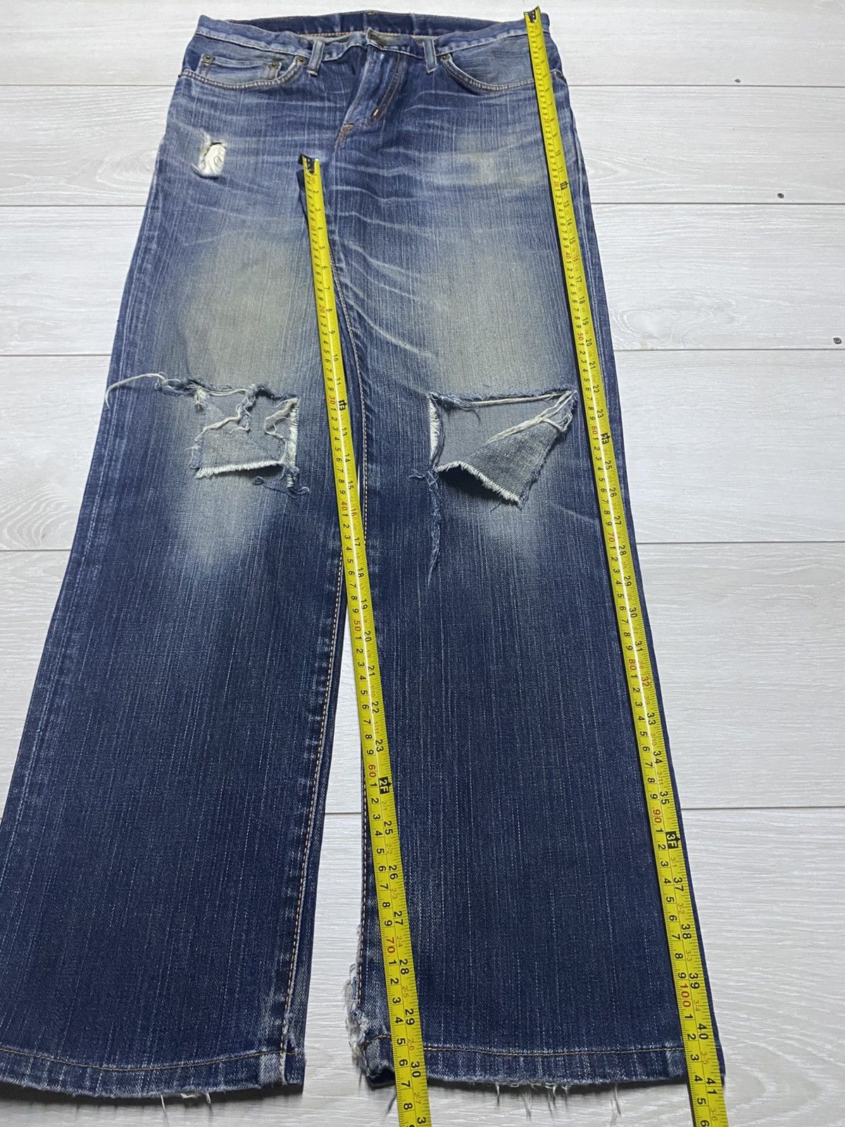Edwin Vintage Edwin 502 Blue Wash Distressed Jeans Size US 31 - 18 Thumbnail