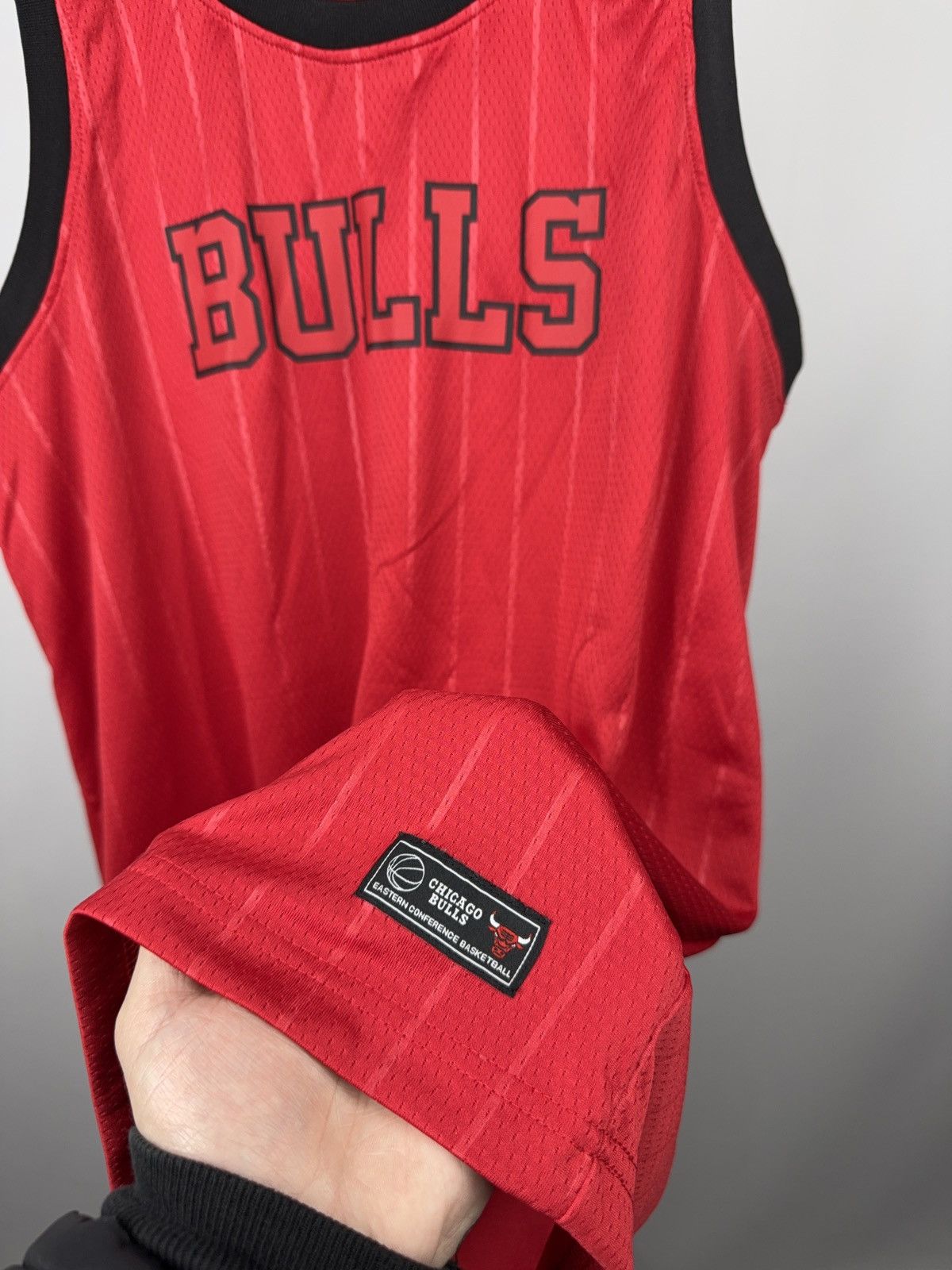 NBA 00s NBA Chicago Bulls Mesh Basketball Jersey tank top Size US L / EU 52-54 / 3 - 4 Thumbnail