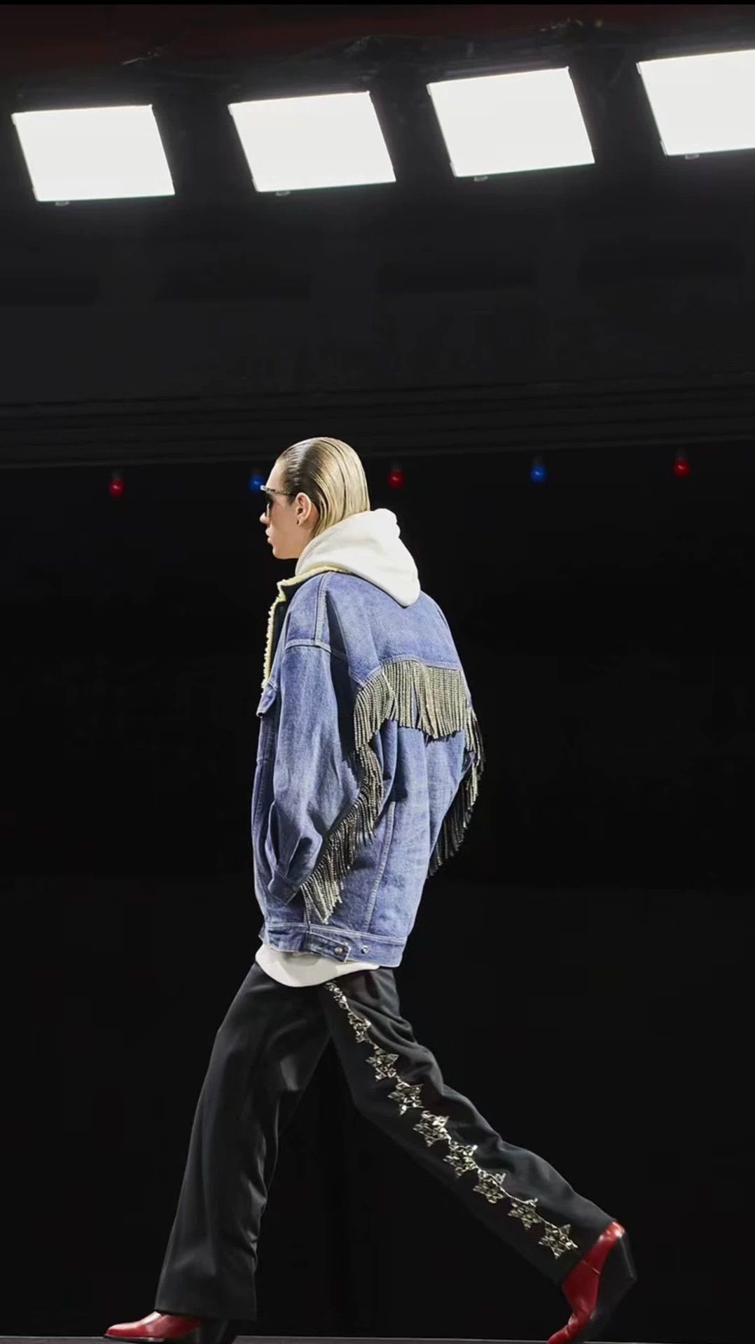 Celine Celine 22FW Oversize Black Crystal Tassel Denim Jkt XS Size US XS / EU 42 / 0 - 9 Thumbnail