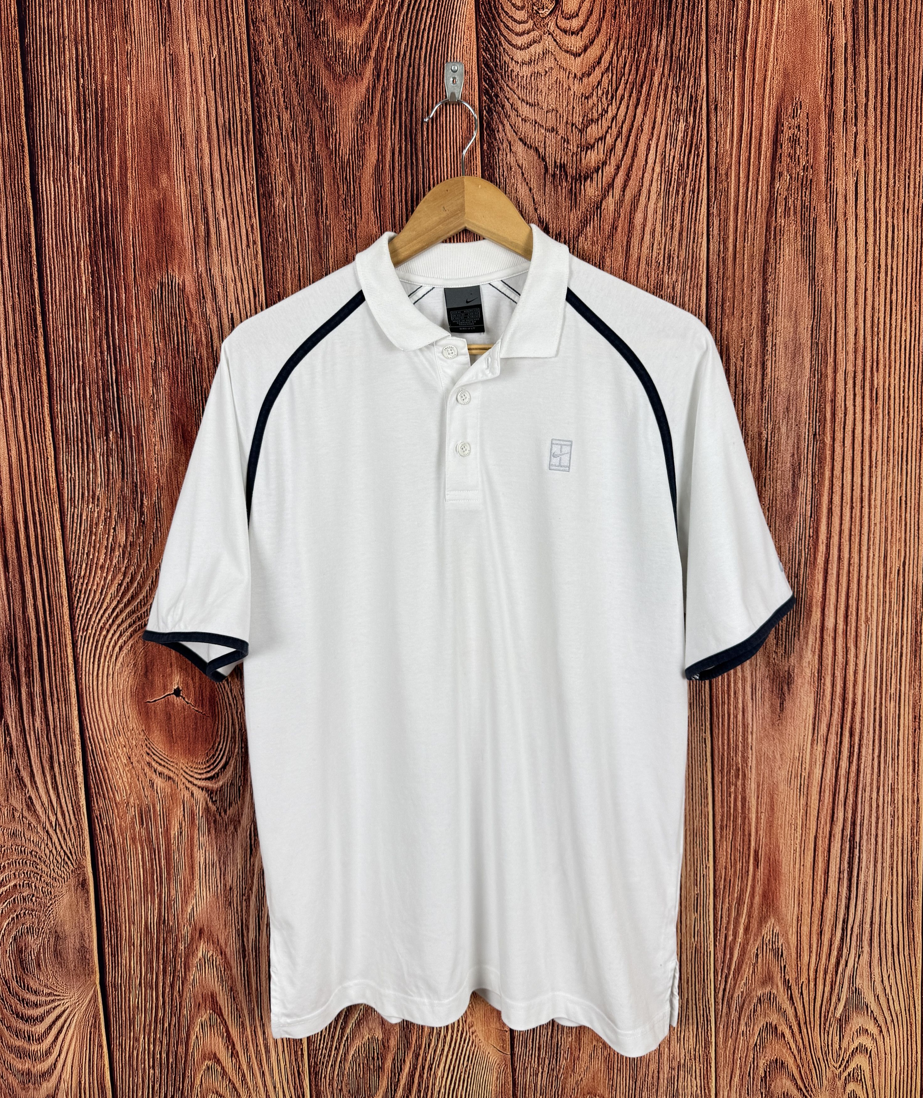 Nike Vintage NIKE Tennis Court White Polo Dri-Fit T Shirt Size US M / EU 48-50 / 2 - 1 Thumbnail