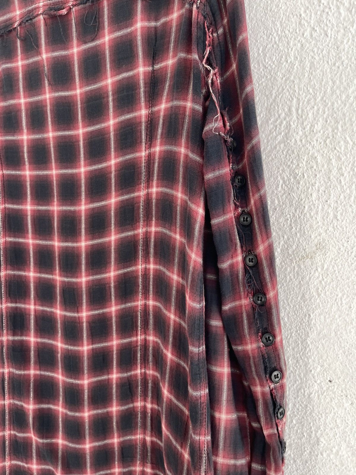 Le Grande Bleu (L.G.B.) LGB Shadow Distressed Plaid Tartan Long Flannel I6W9 Size US M / EU 48-50 / 2 - 16 Thumbnail