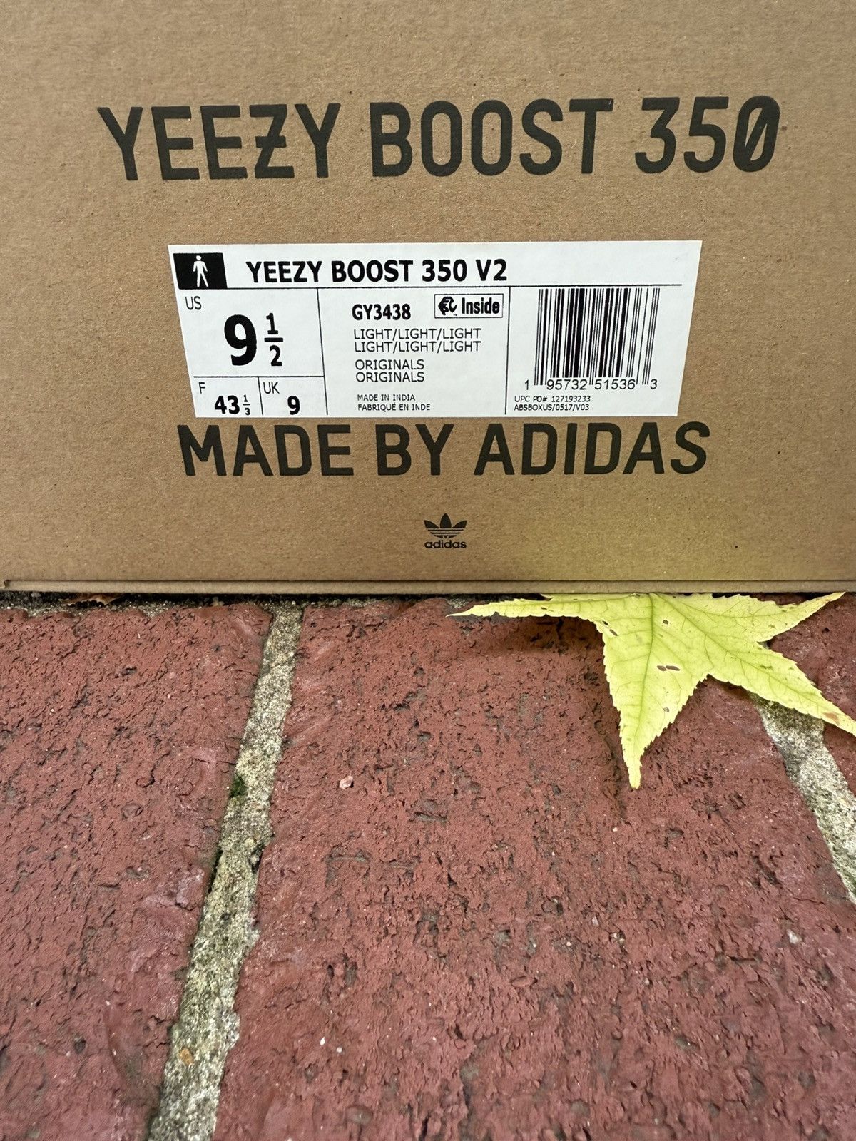 Yeezy Yeezy Boost 350 V2 “Light” Size US 9.5 / EU 42-43 - 8 Thumbnail