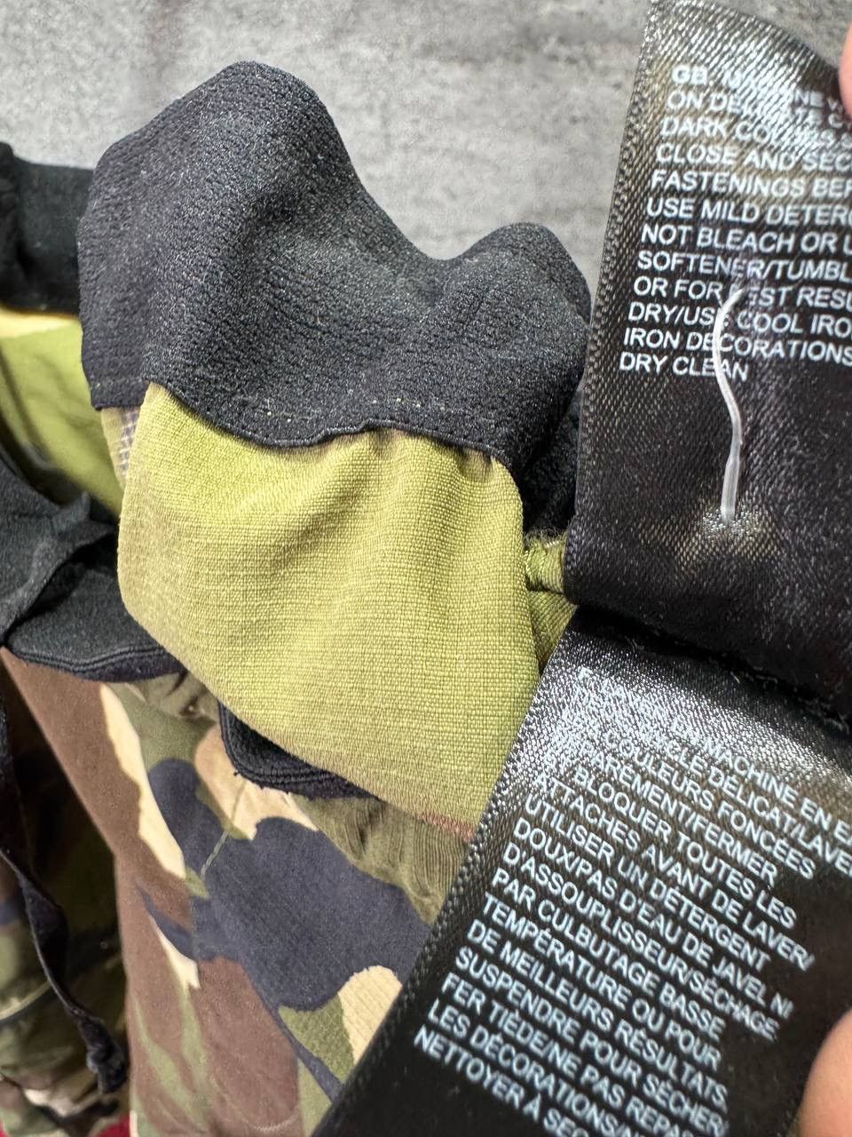 The North Face The North Face Cargo Nylon Camo Shorts Size US 34 / EU 50 - 17 Thumbnail
