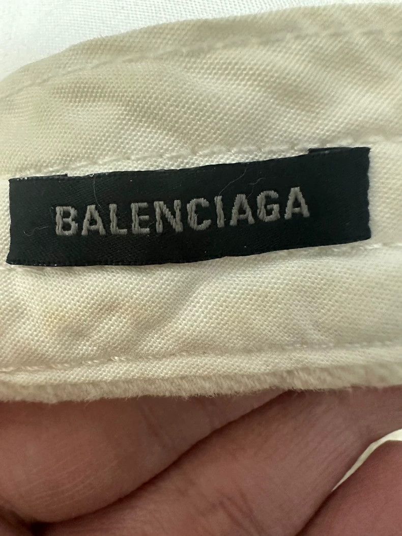 Balenciaga Balenciaga Valentine's Day Rivet Love Limited Cap Curved Br Size ONE SIZE - 5 Thumbnail