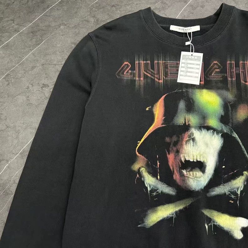 Other Givenchy Phantom Skull Hoodie (99/100 New, OS S) Size US S / EU 44-46 / 1 - 3 Thumbnail