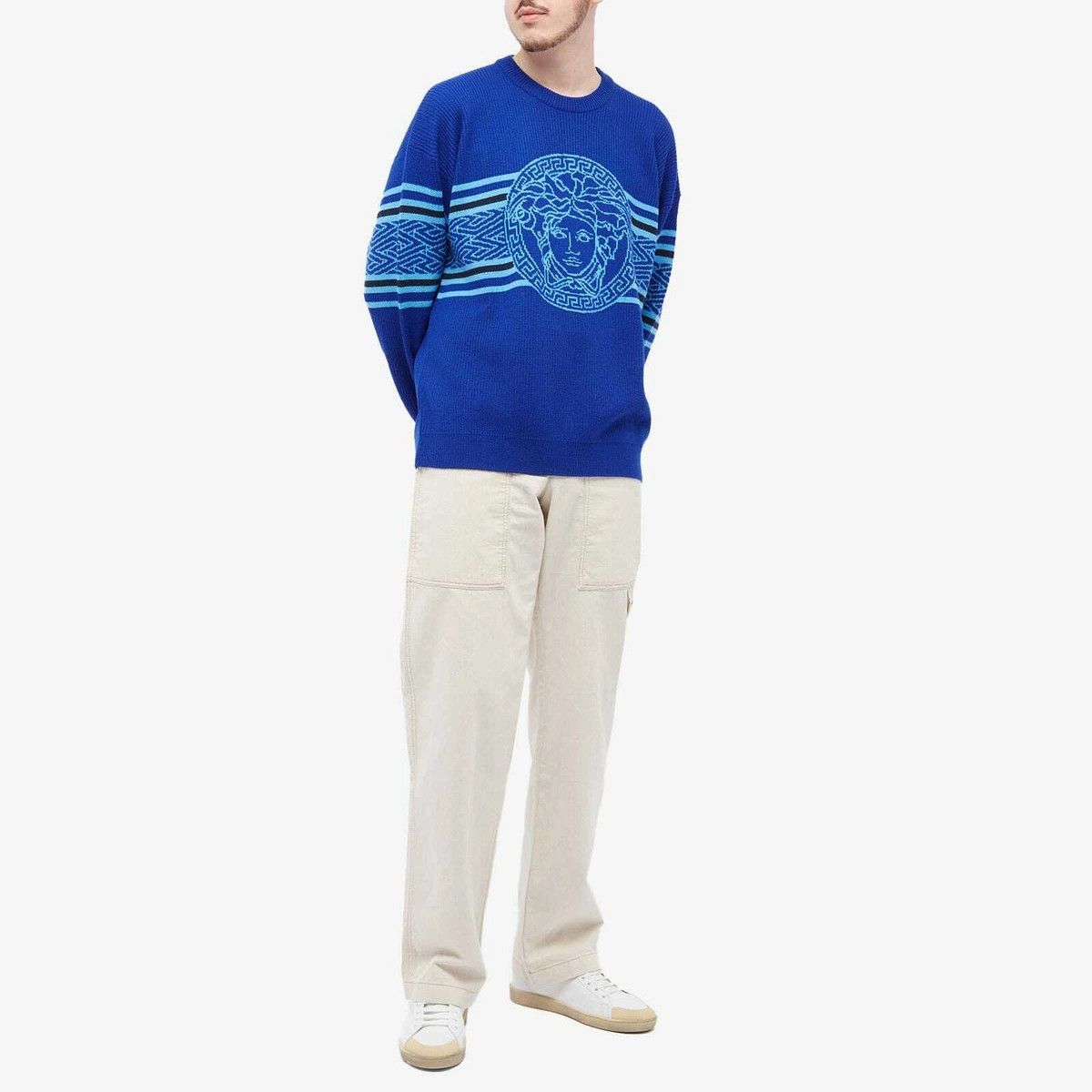 Versace o1y0525 Logo Crewneck Sweater in Bright Blue Size US M / EU 48-50 / 2 - 5 Thumbnail