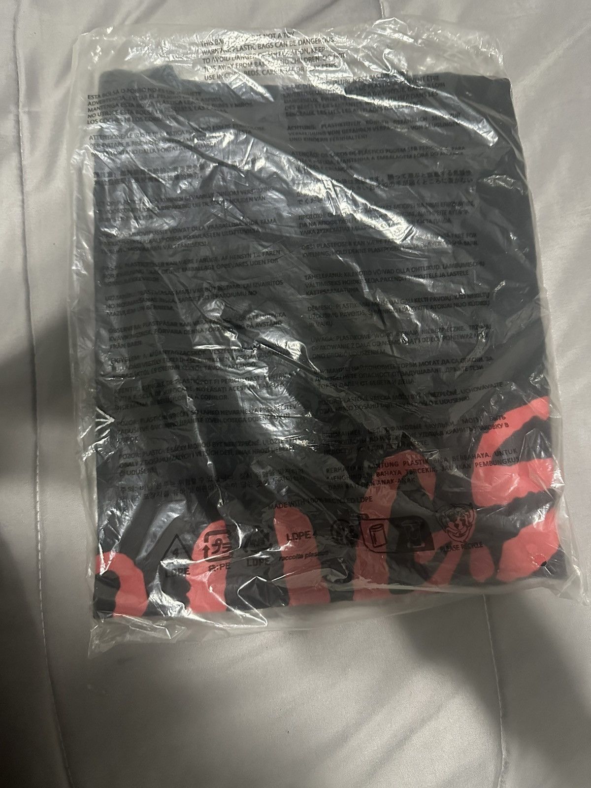 Travis Scott Travis Scott Drugs you should try it tee Size US M / EU 48-50 / 2 - 4 Thumbnail