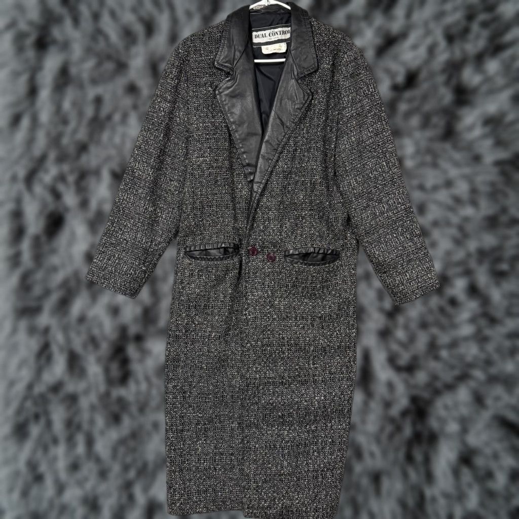 Vintage VINTAGE Dual Control Coat Wool Tweed Long Overcoat Gray S Shawl Collar Leather Trim Lined 2-Button Front Mens Size US S / EU 44-46 / 1 - 1 Thumbnail