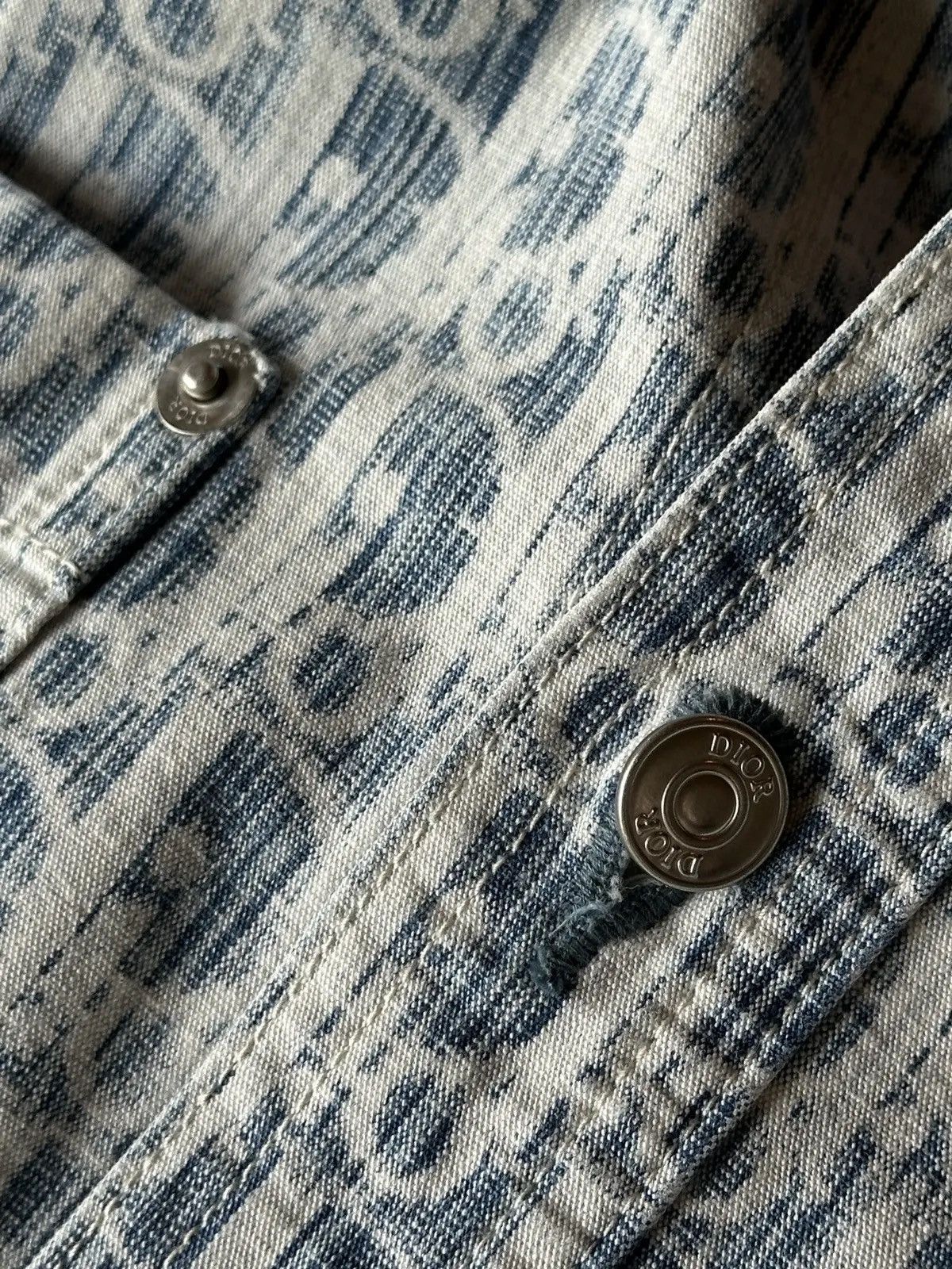 Dior Dior Oblique Kasuri cotton denim overshirt in blue and white Size US M / EU 48-50 / 2 - 6 Thumbnail