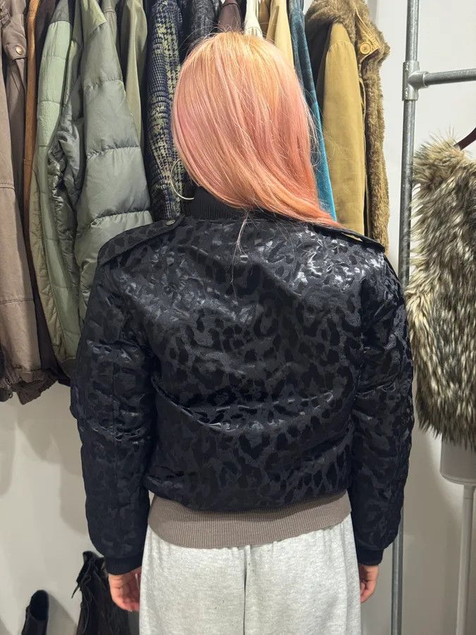 Saint Laurent Paris FW2016 Saint Laurent Black Bomber Nylon Leopard Print Jacket Size US XS / EU 42 / 0 - 4 Thumbnail