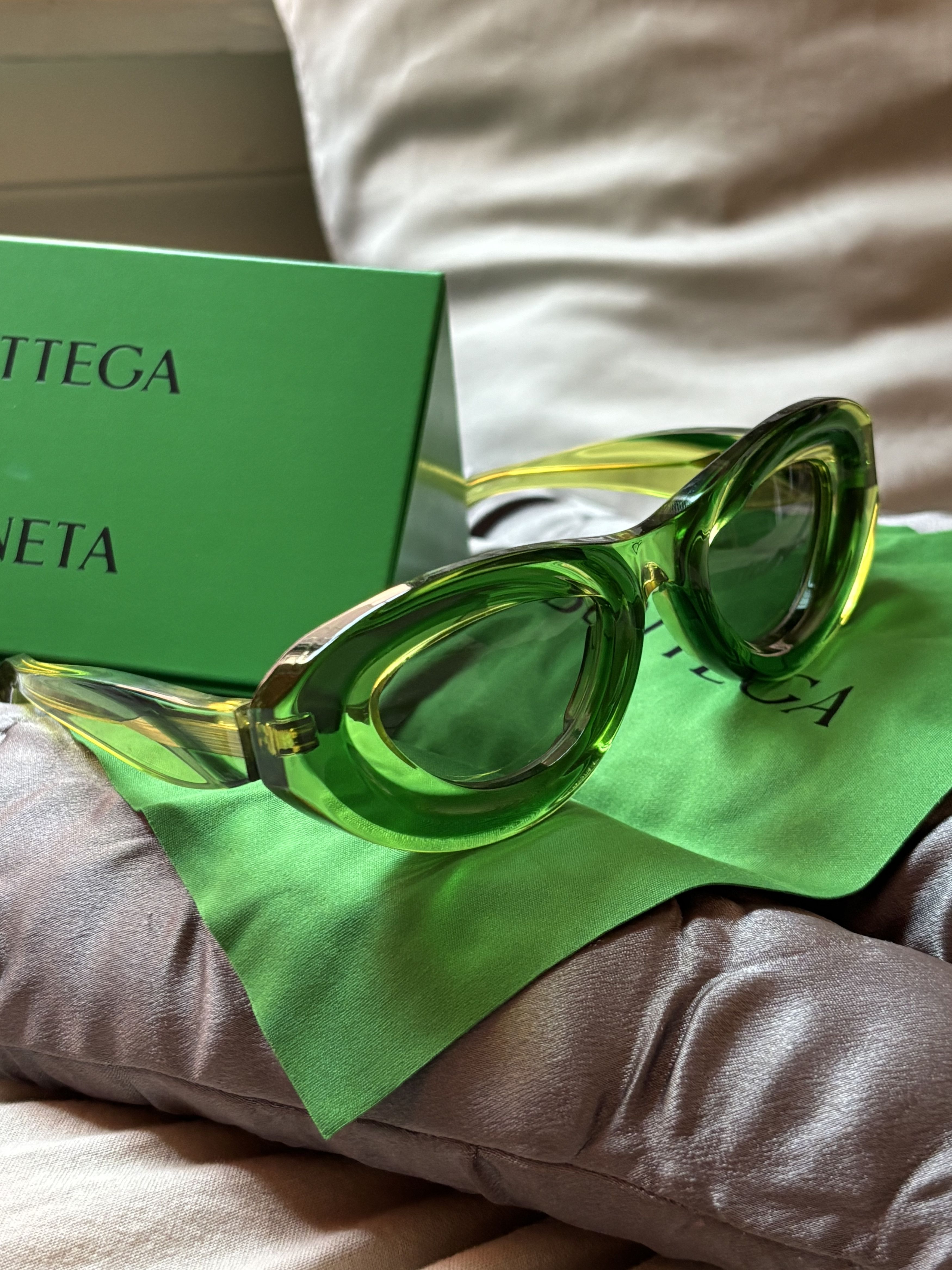Bottega Veneta BOTTEGA VENETA Women display picture 1