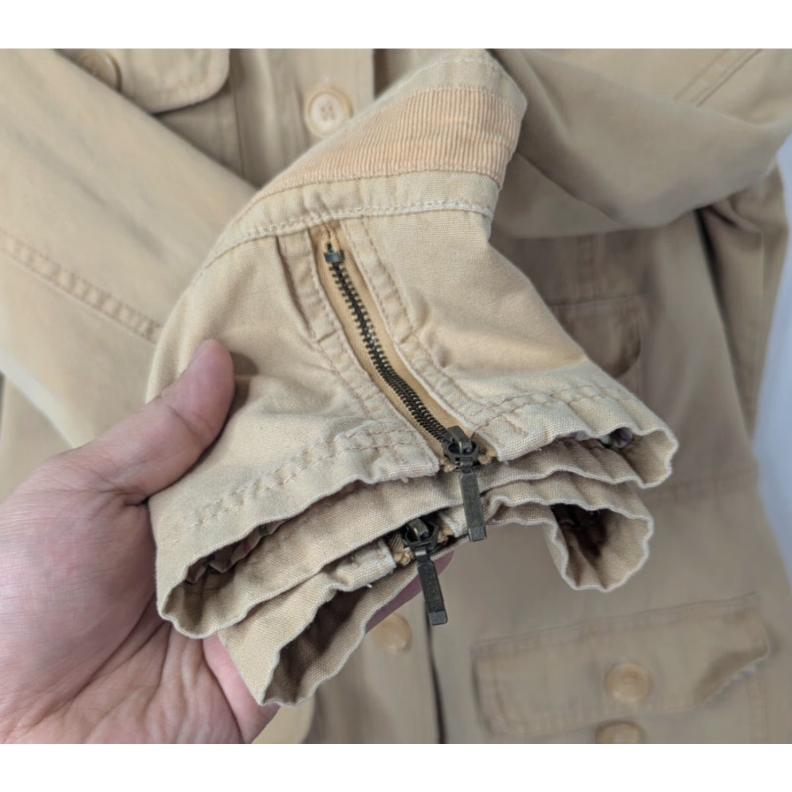 Vintage VINTAGE Anthropologie Tulle Womens Mid Length Chore Lined Coat Size XL Khaki Button Barn Size XL / US 12-14 / IT 48-50 - 2 Thumbnail