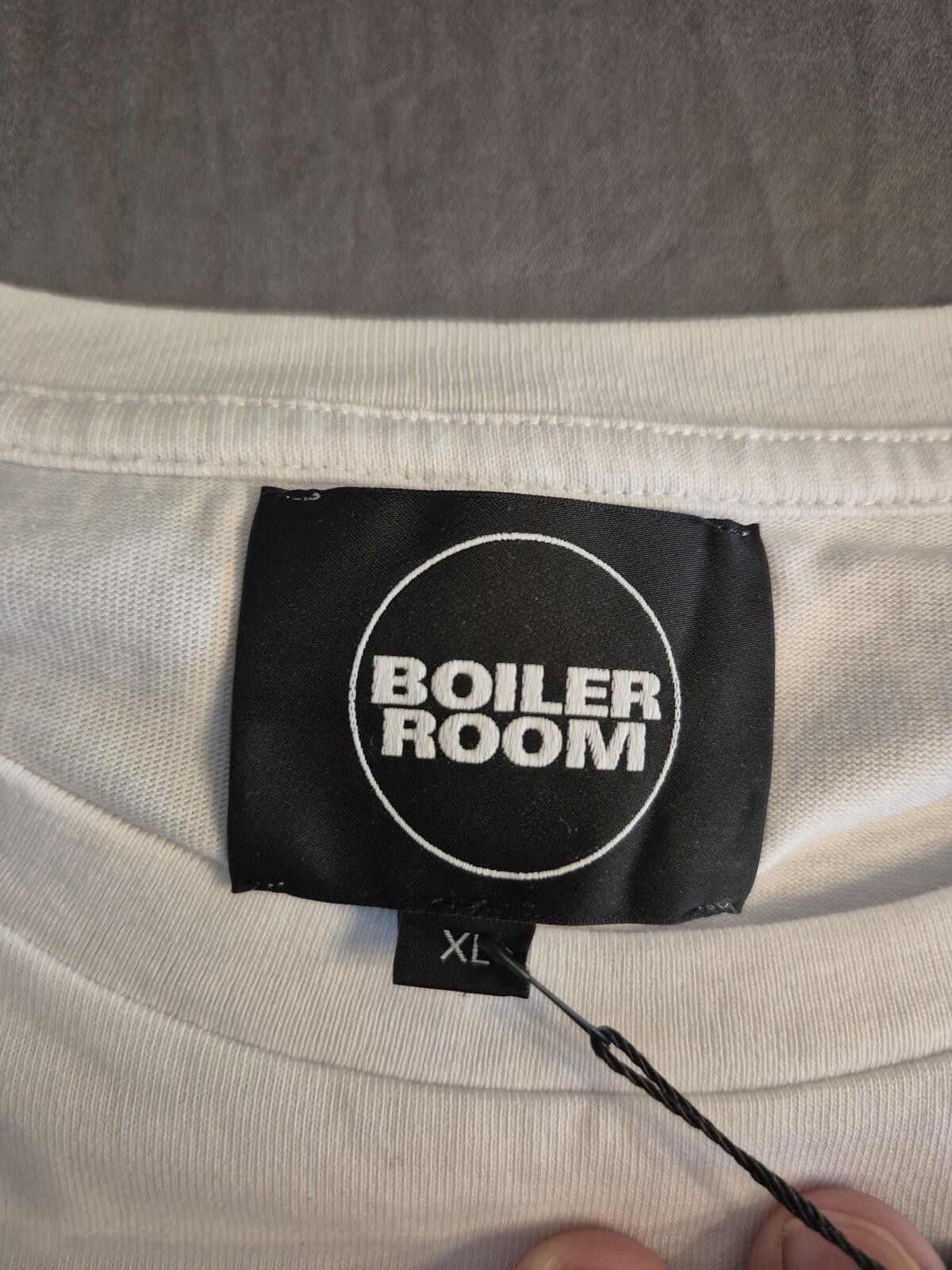 Boiler Room Boiler Room Runners Tee Size XL Size US XL / EU 56 / 4 - 6 Thumbnail