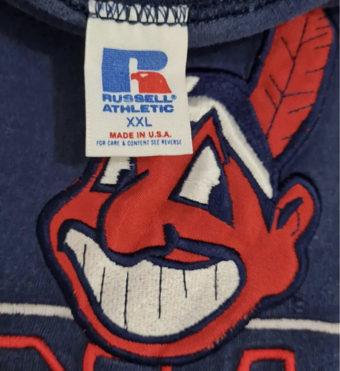 Russell Athletic Russell athletic vintage MLB Indians 90s t shirt xxl faded Size US XXL / EU 58 / 5 - 4 Thumbnail