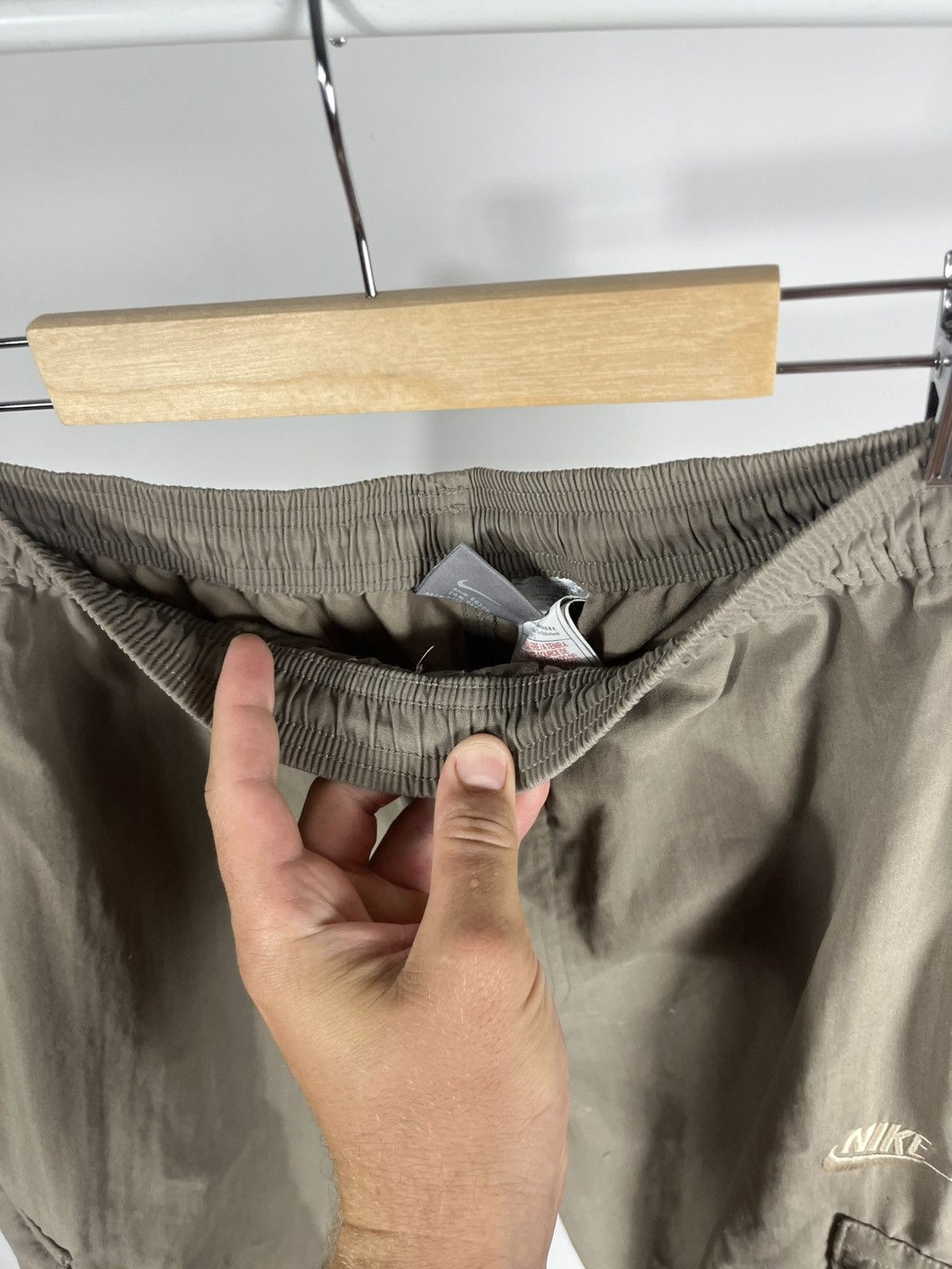 Nike Nike Distressed Cargo Long Shorts Olive Green Size L Size US 34 / EU 50 - 8 Thumbnail