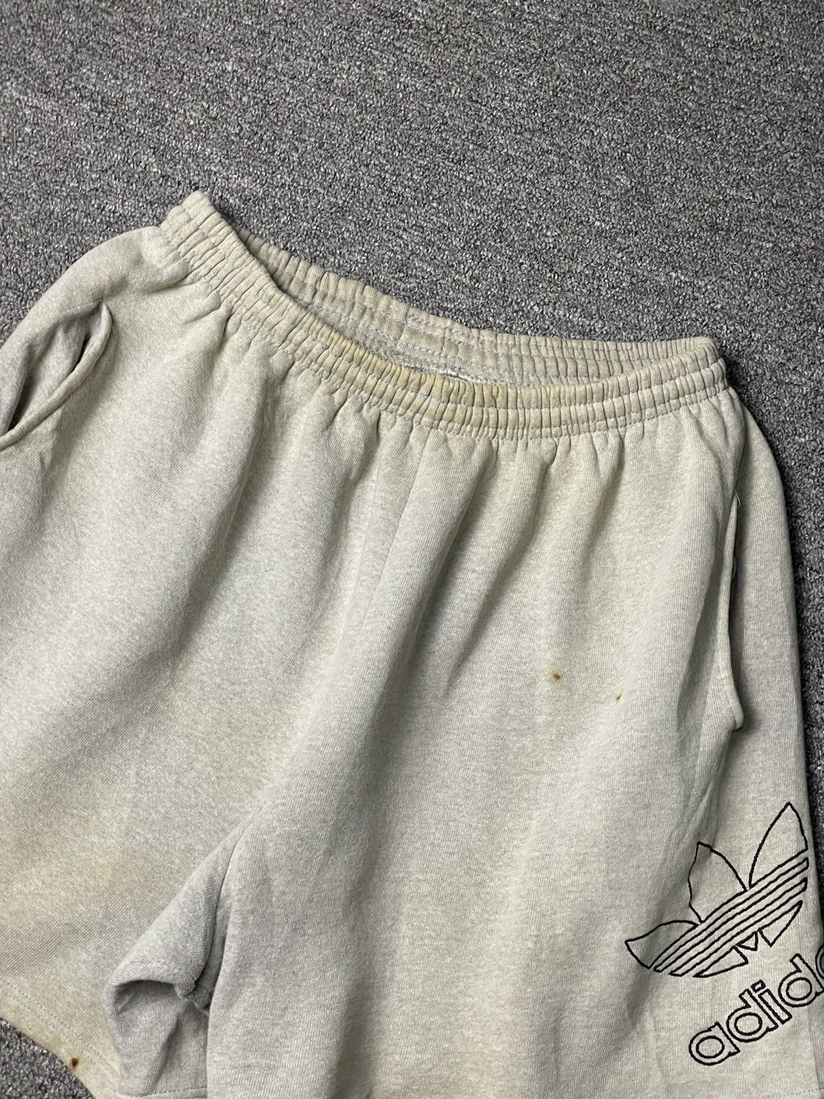 Adidas × Vintage Vintage Adidas Trefoil Sweat Shorts (93) Size US 26 / EU 42 - 3 Thumbnail