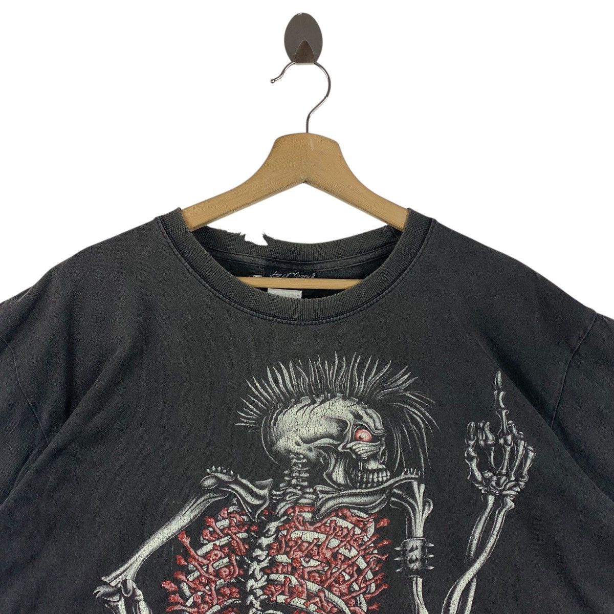 Vintage Vintage distressed PUNK IS NOT DEAD skull printed tee Size US L / EU 52-54 / 3 - 2 Thumbnail