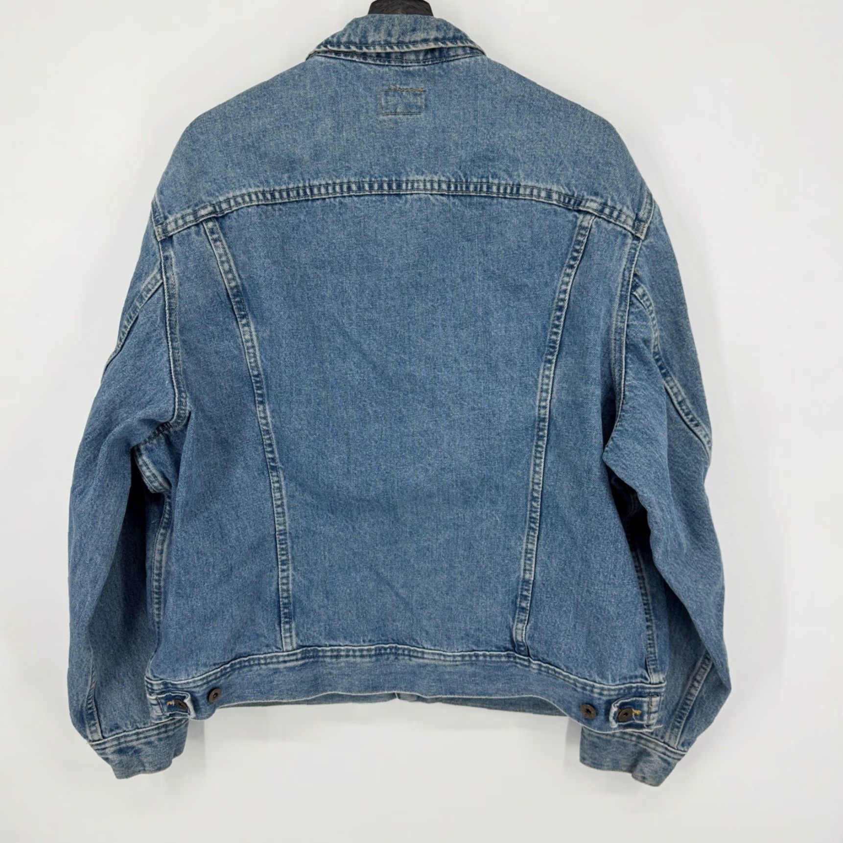Vintage VINTAGE Lee Dungarees Denim Jacket Blue Trucker Style Large XL Bomber Jacket Mens Button-Down Collar Pockets Workwear Casual Size US 36 / EU 52 - 2 Thumbnail