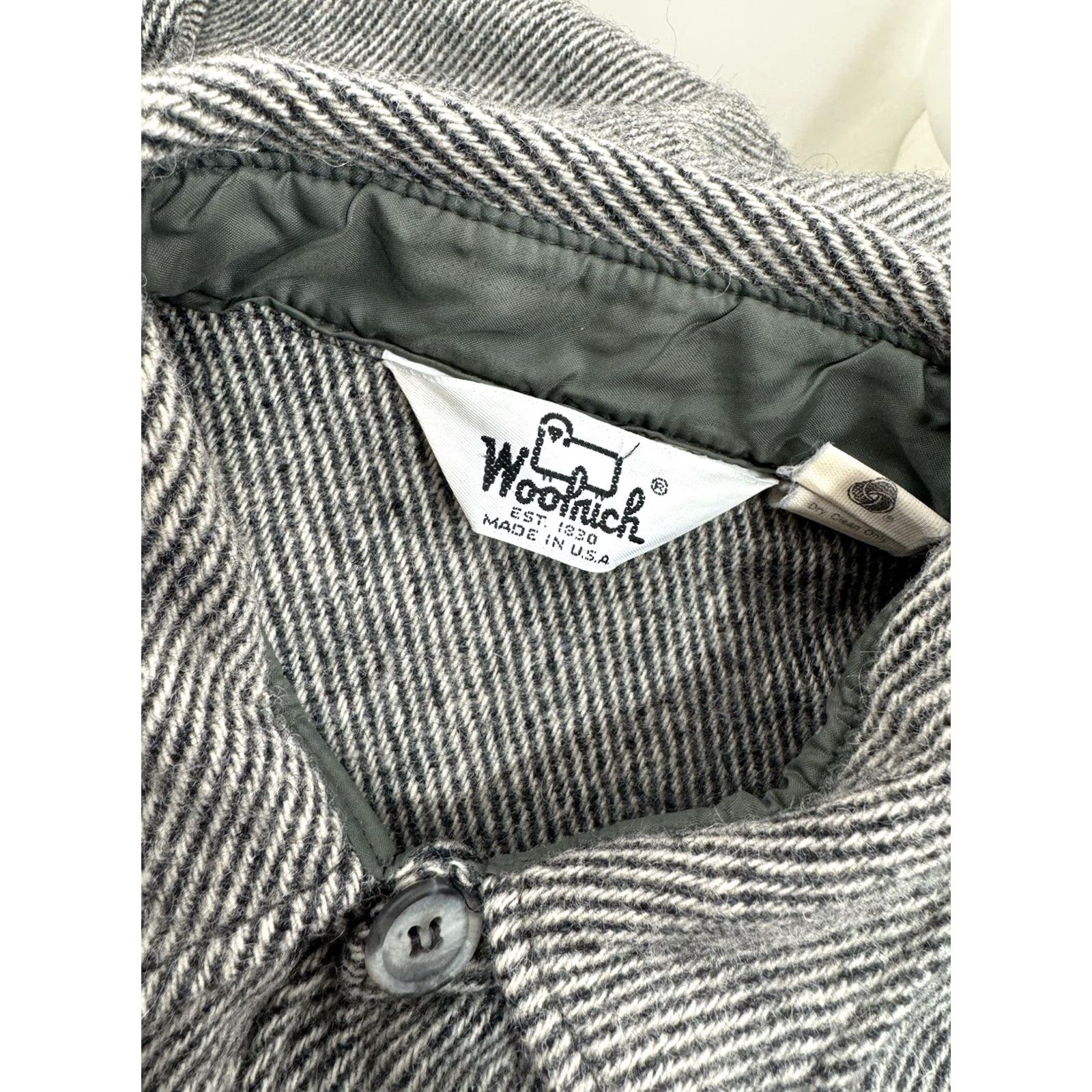 Vintage VINTAGE WOOLRICH USA Wool Heavy Duty L LONG Ranch Duster Field Shacket Jacket Mens Gray Woolrich Western 90s YY4 Size US L / EU 52-54 / 3 - 5 Thumbnail