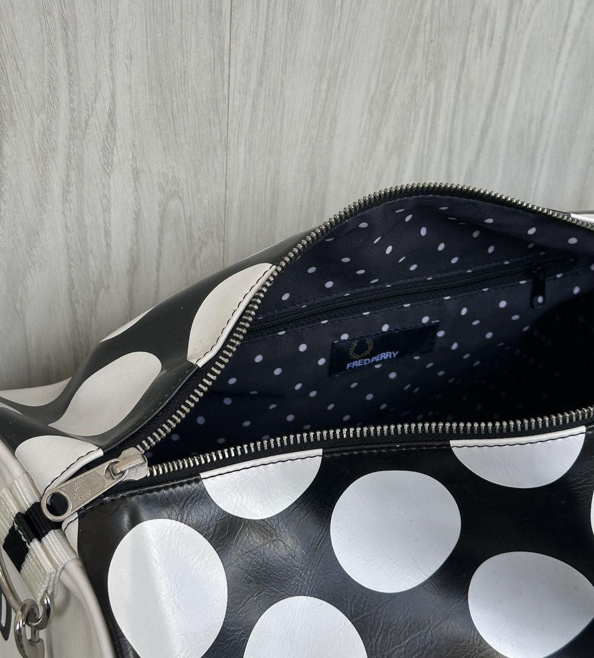 Fred Perry Fred Perry Duffle Bag Polka Dot Gym Travel Shoulder Bag Size ONE SIZE - 22 Thumbnail