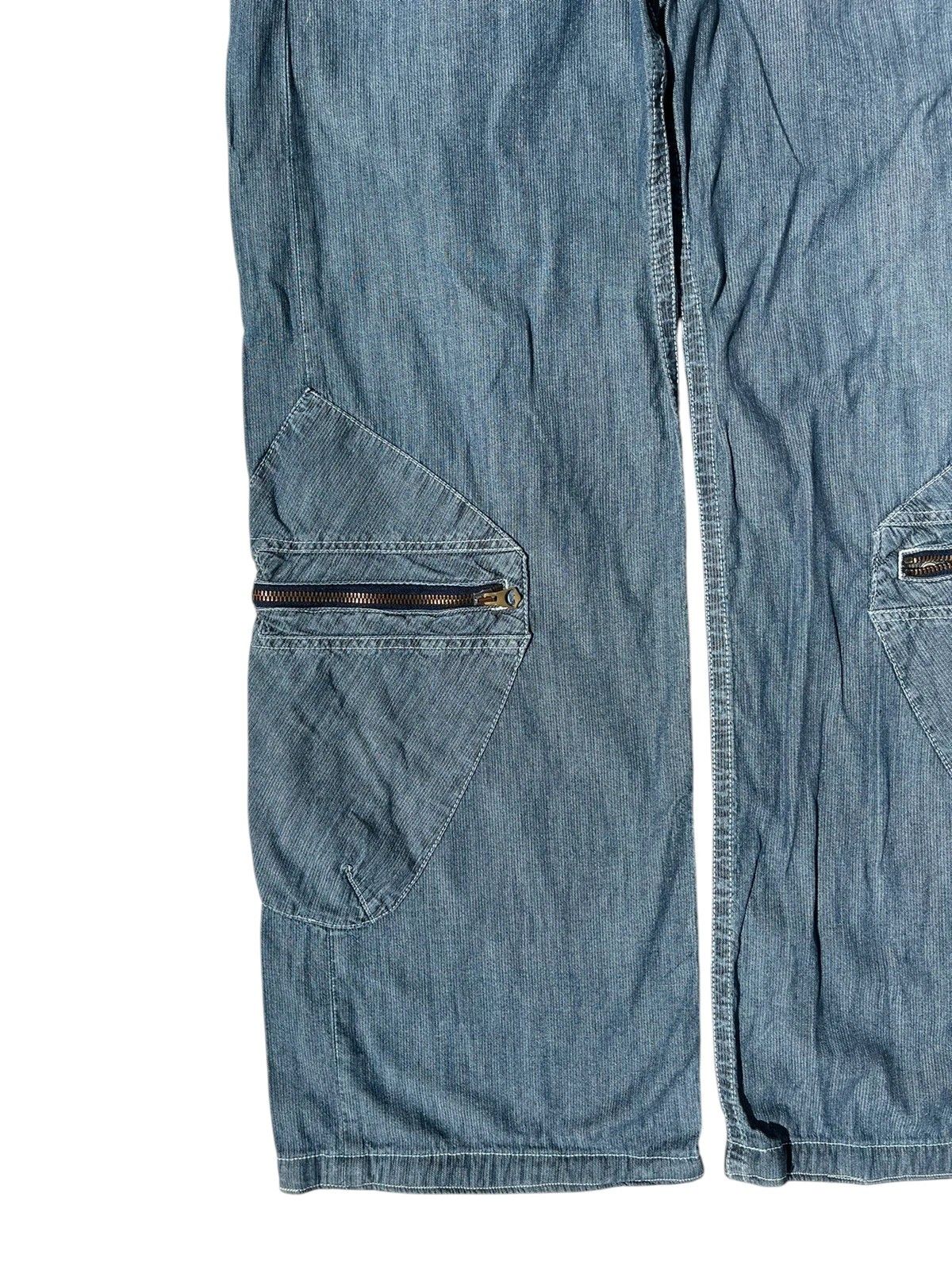 Other Armani Jeans Zip Cargo Pants in Washed Denim (2004–2006) Size US 32 / EU 48 - 3 Thumbnail