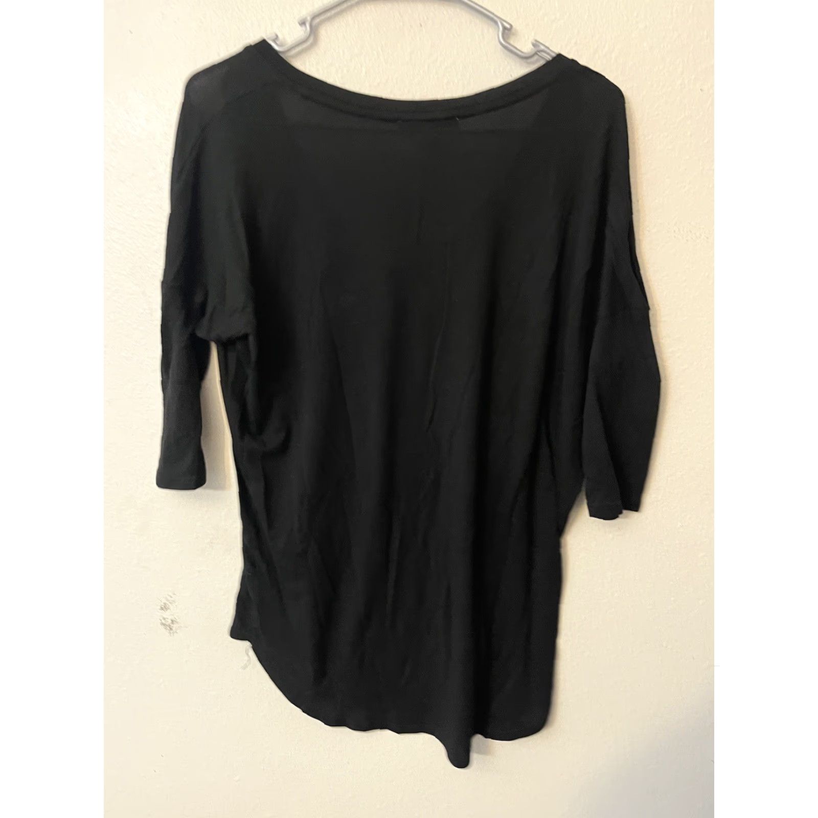 Express Express Womens Tunic Blouse Sz Small Black V-Neck 3/4 Sleeve Pullover Shirt Size S / US 4 / IT 40 - 3 Thumbnail