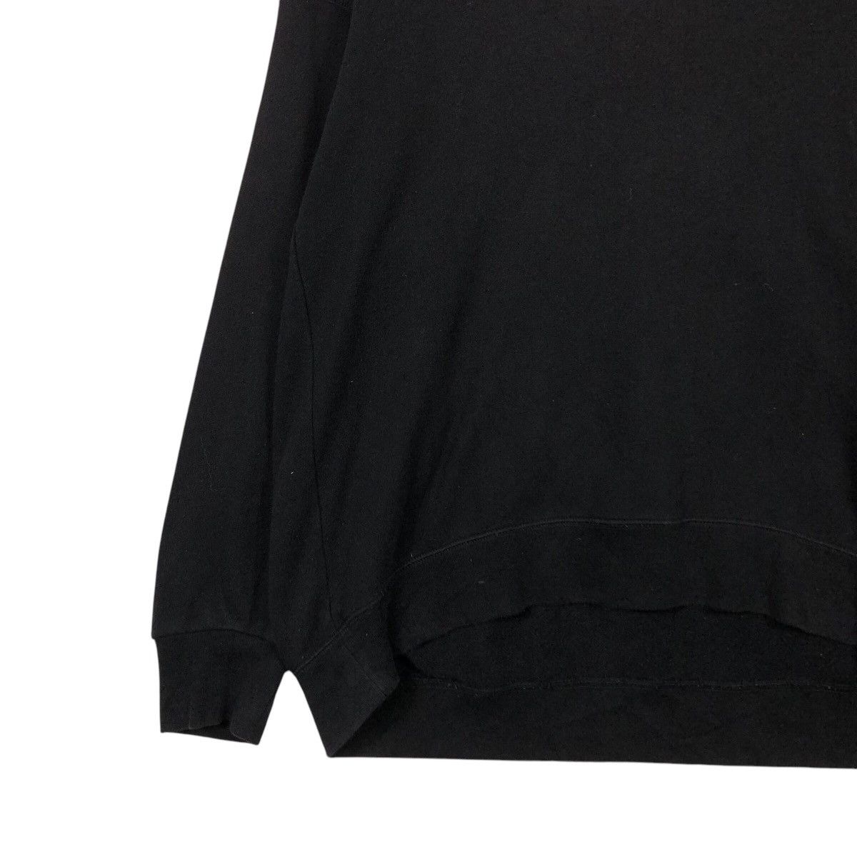 Japanese Brand Lady Aiko × Uniqlo UT — Black “Love Bunny” Archive Street Ar Size US M / EU 48-50 / 2 - 5 Thumbnail