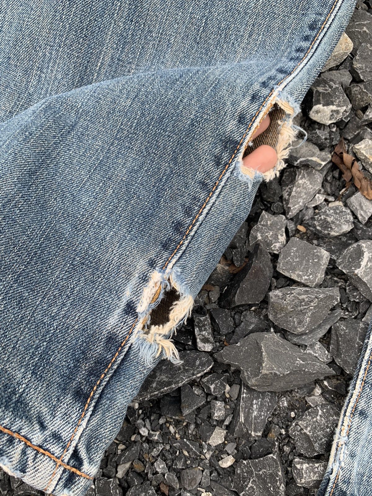 Edwin VINTAGE EDWIN 505 SELVEDGE RUSTY DISTRESSED JAPANESE DENIM Size US 31 - 22 Thumbnail